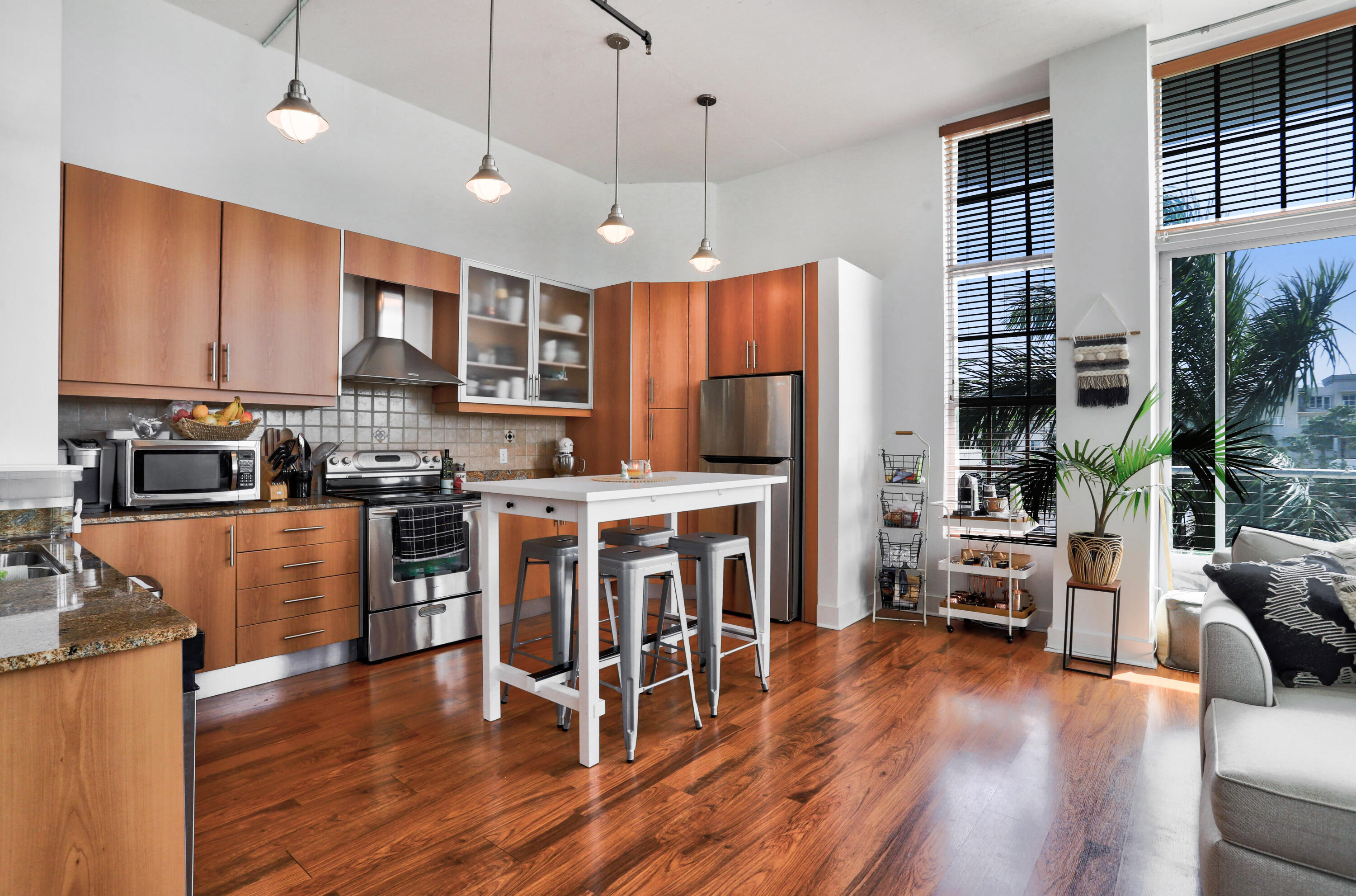 180 NE 4th Avenue 309