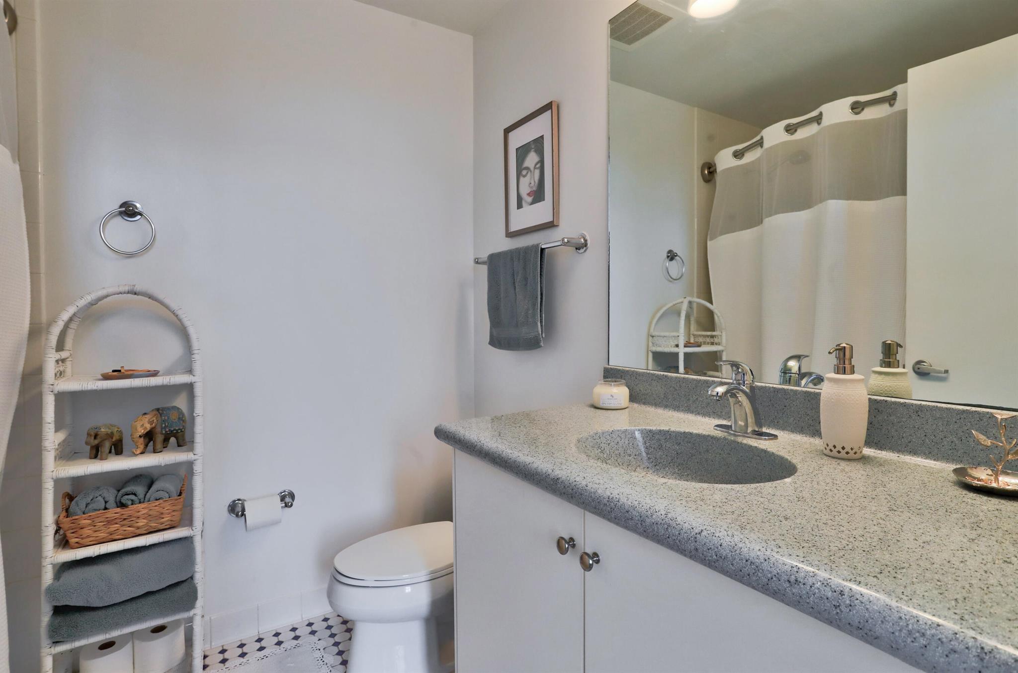 180 NE 4th Avenue 309