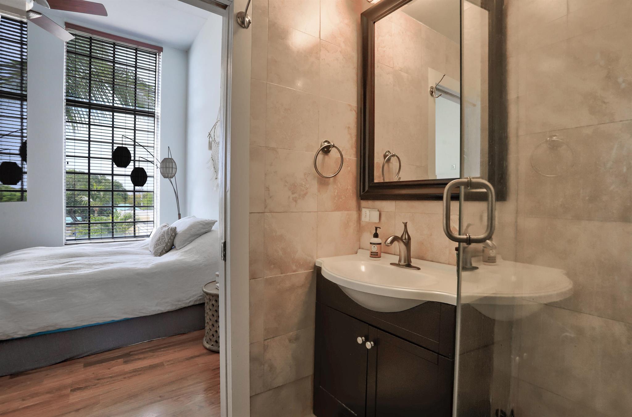 180 NE 4th Avenue 309