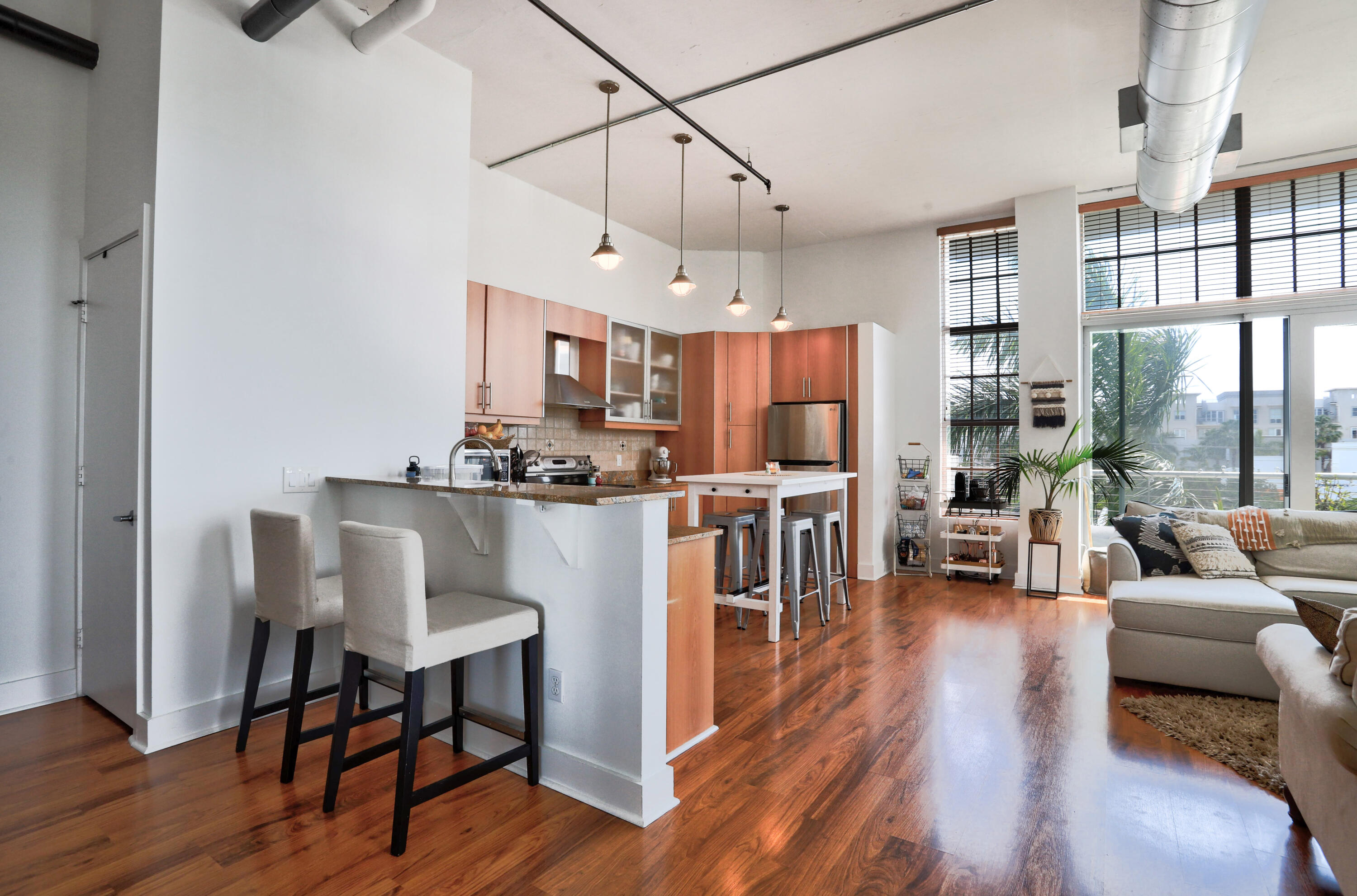 180 NE 4th Avenue 309
