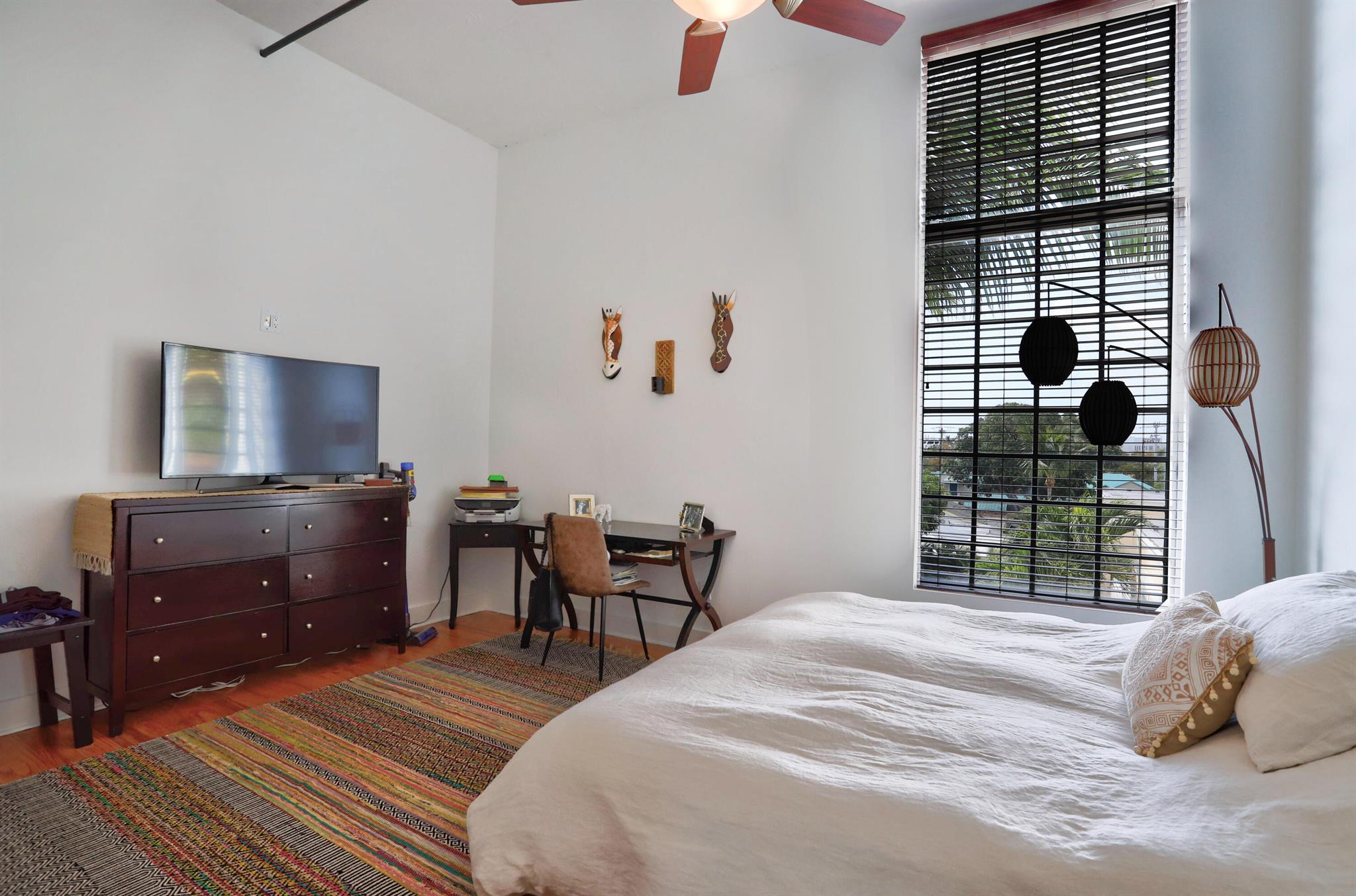 180 NE 4th Avenue 309