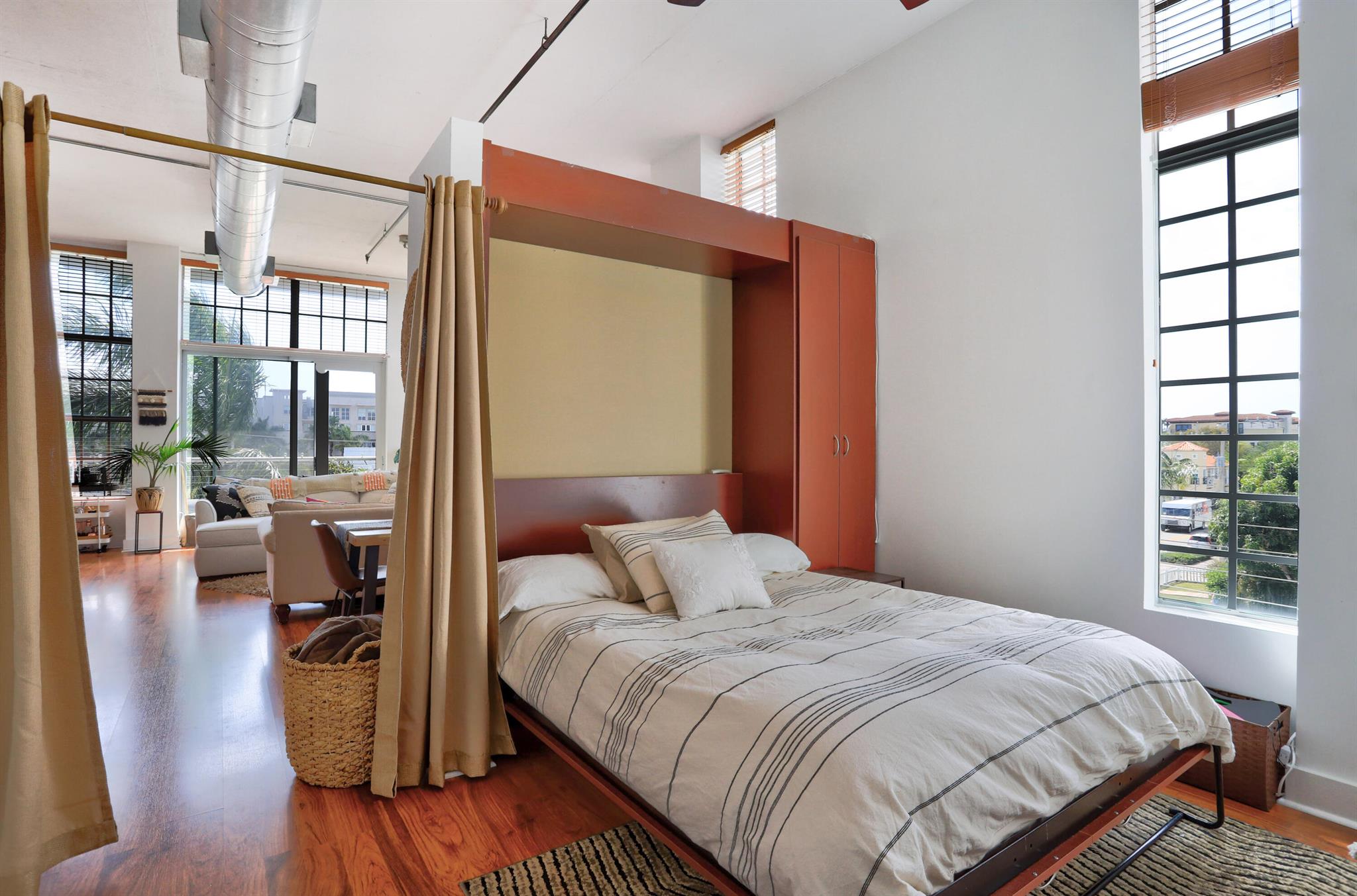 180 NE 4th Avenue 309