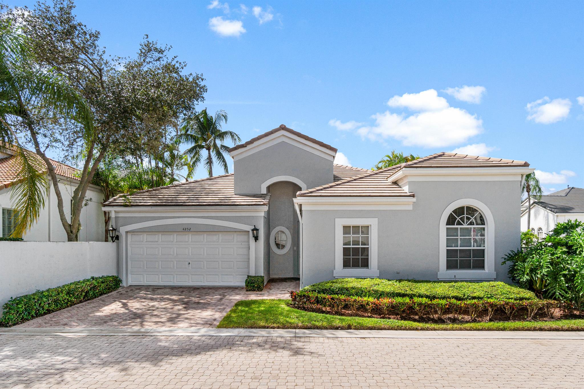 4252 NW 66th Lane