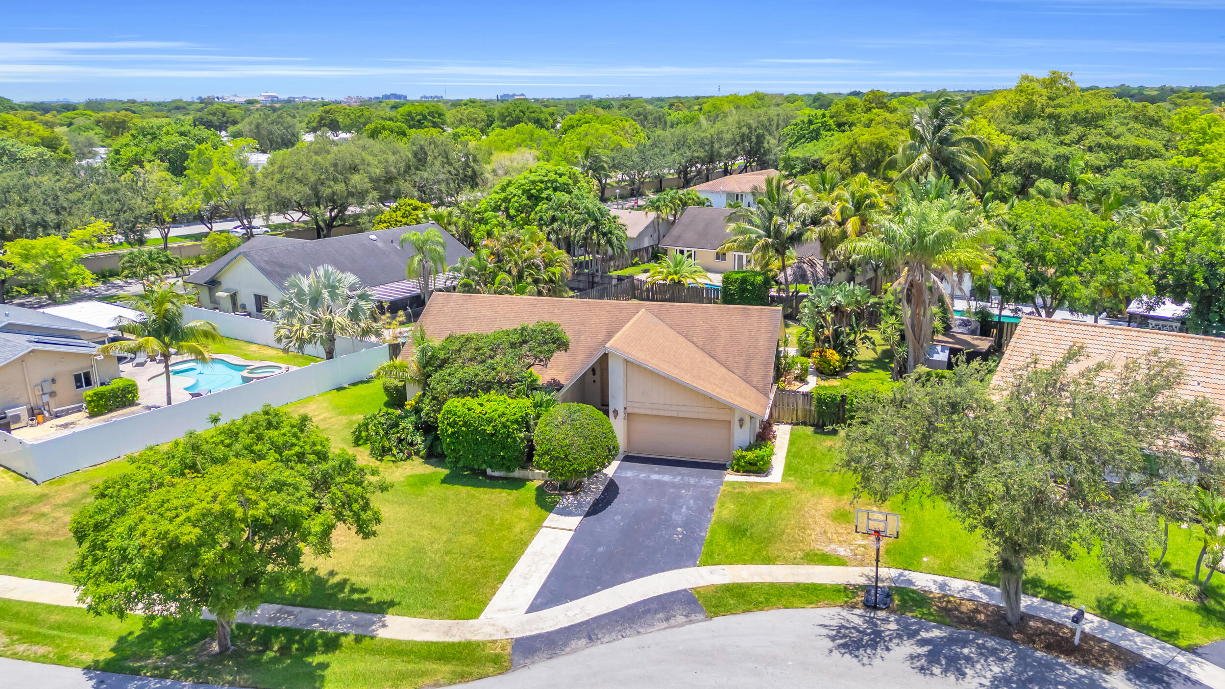 9070 NW 16th Street
