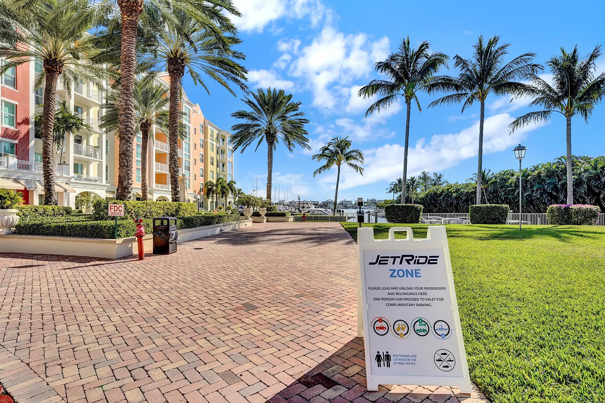 804 E Windward Way 606