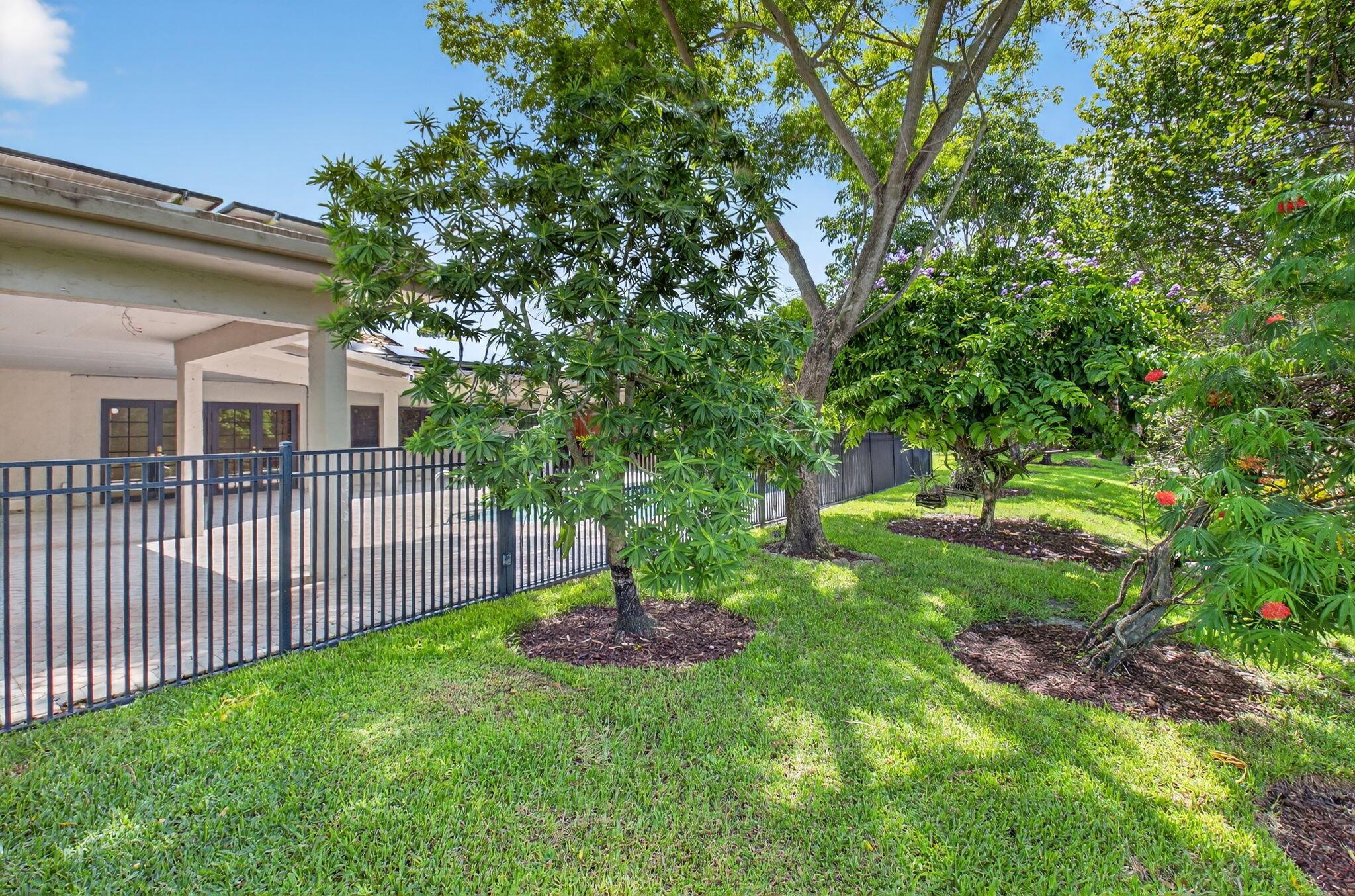 20992 Solano Way