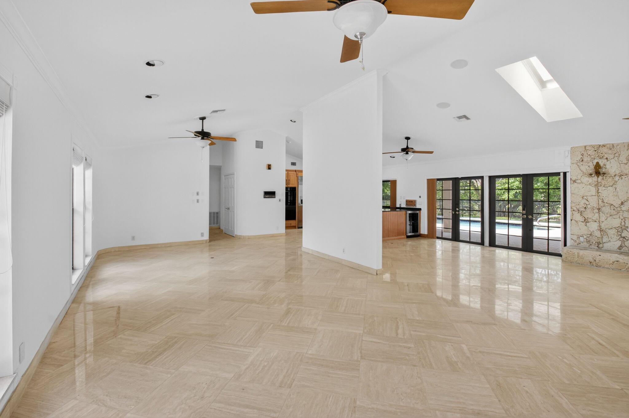 20992 Solano Way