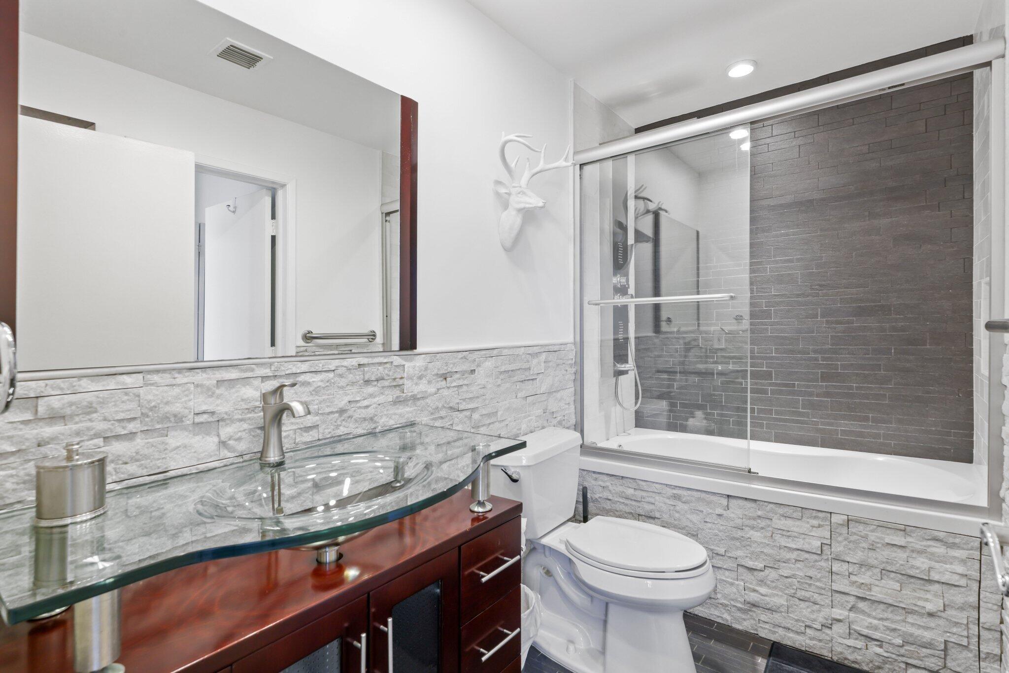 3594 S Ocean Boulevard Ph 1008
