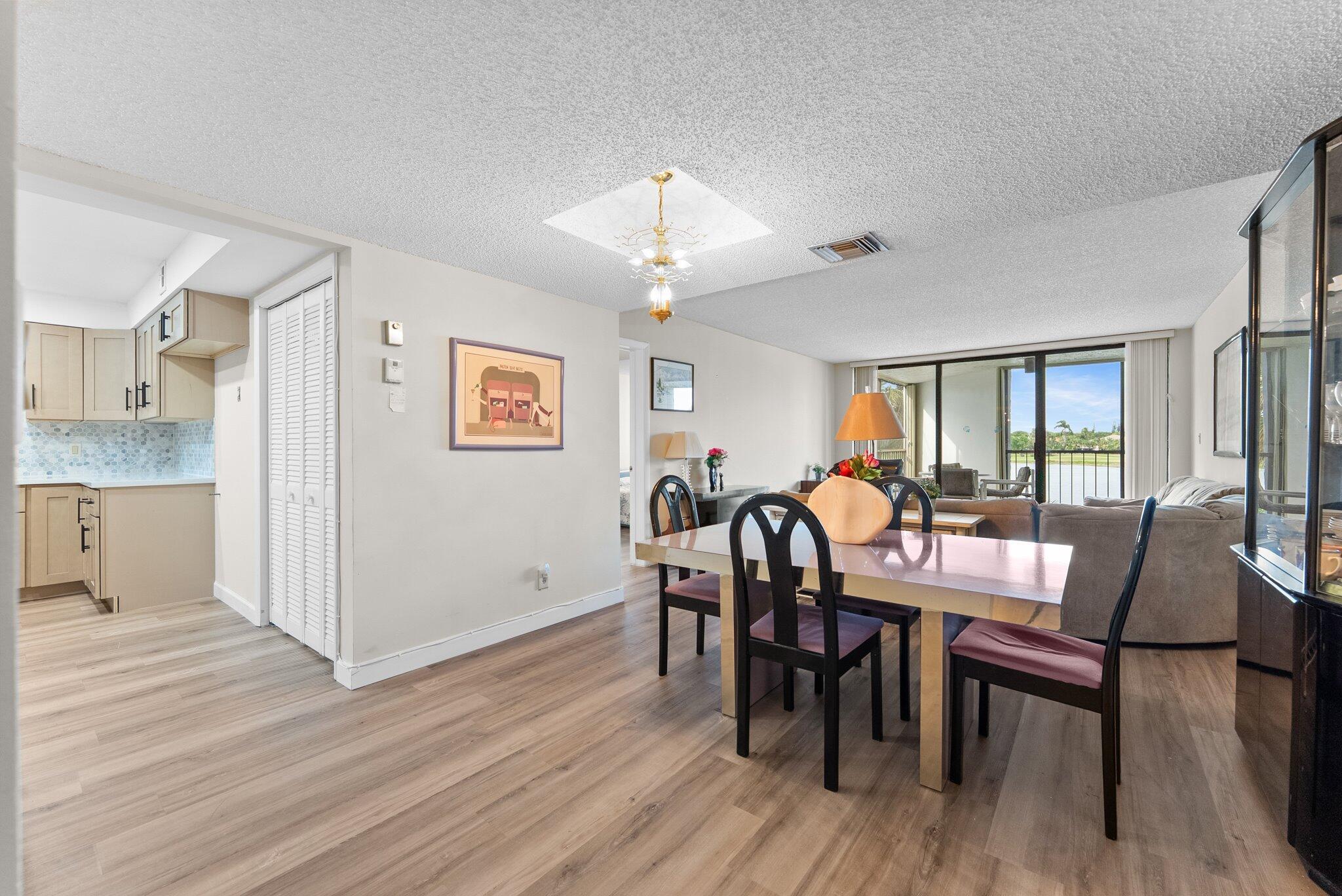 16401 Golf Club Road 211