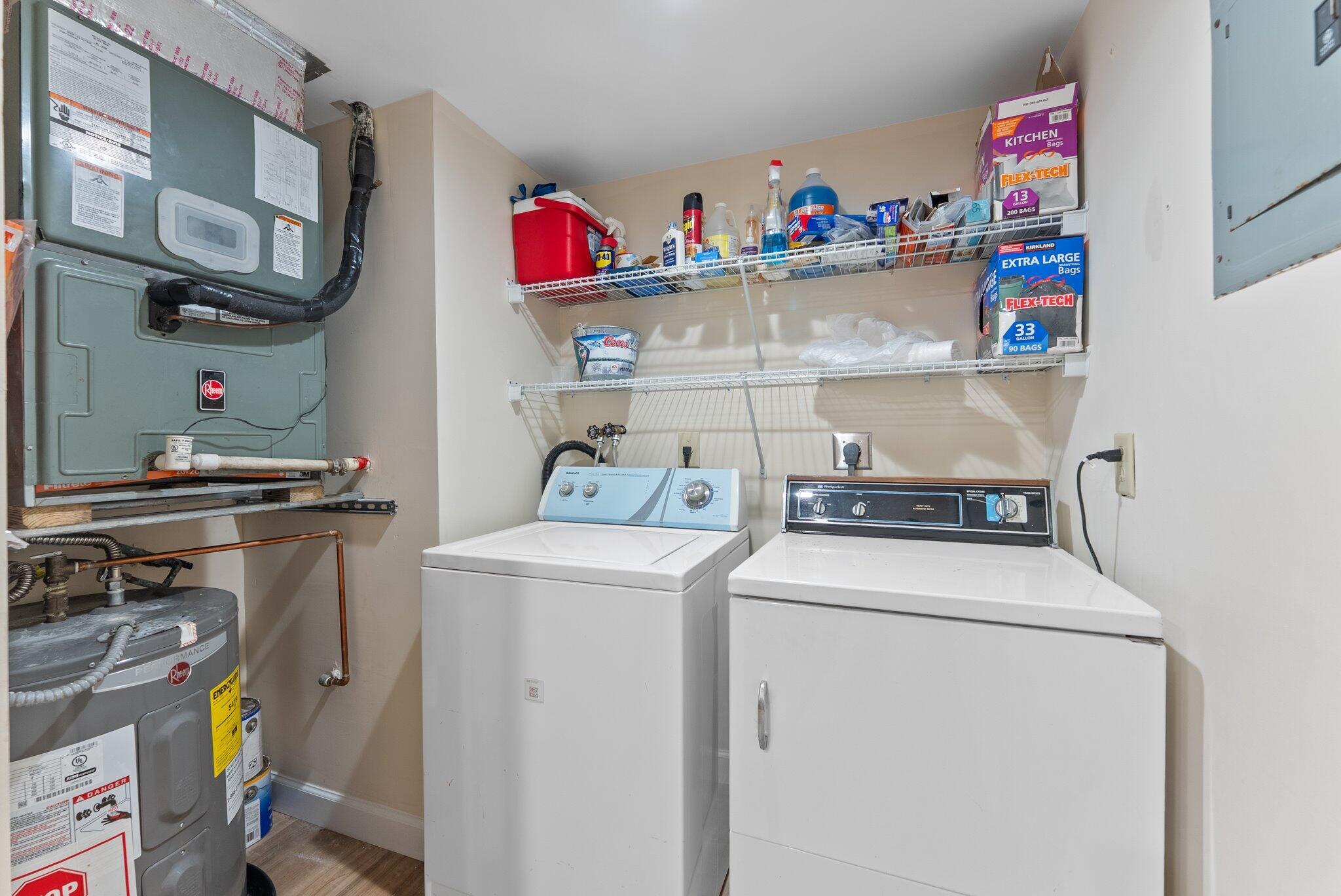 16401 Golf Club Road 211