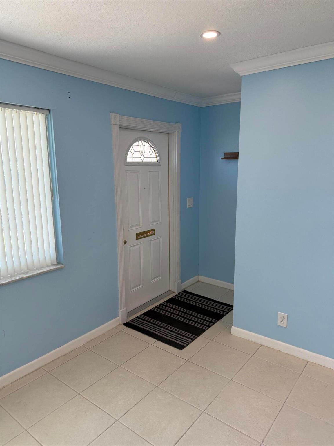 124 SW 9th Street