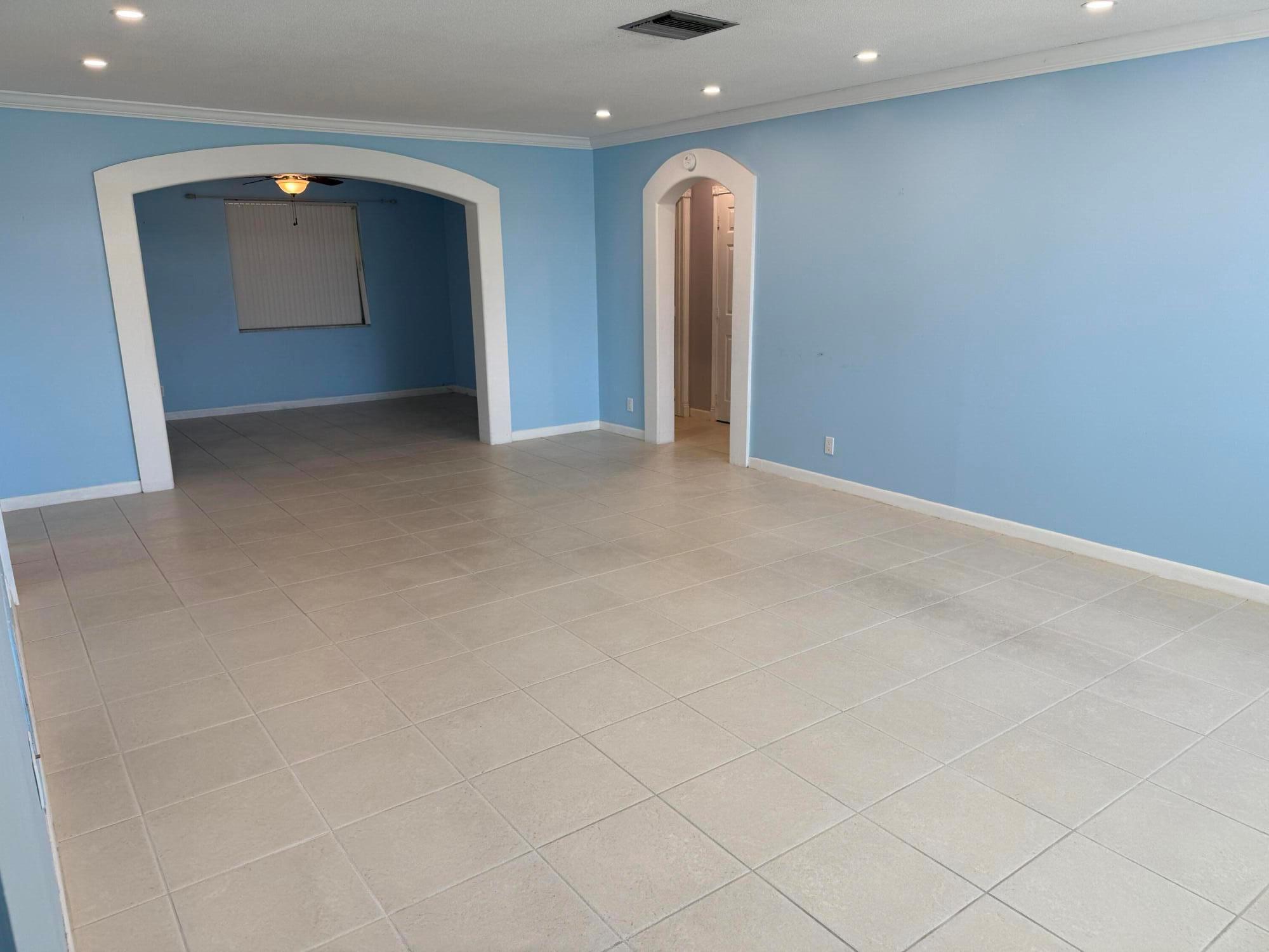 124 SW 9th Street