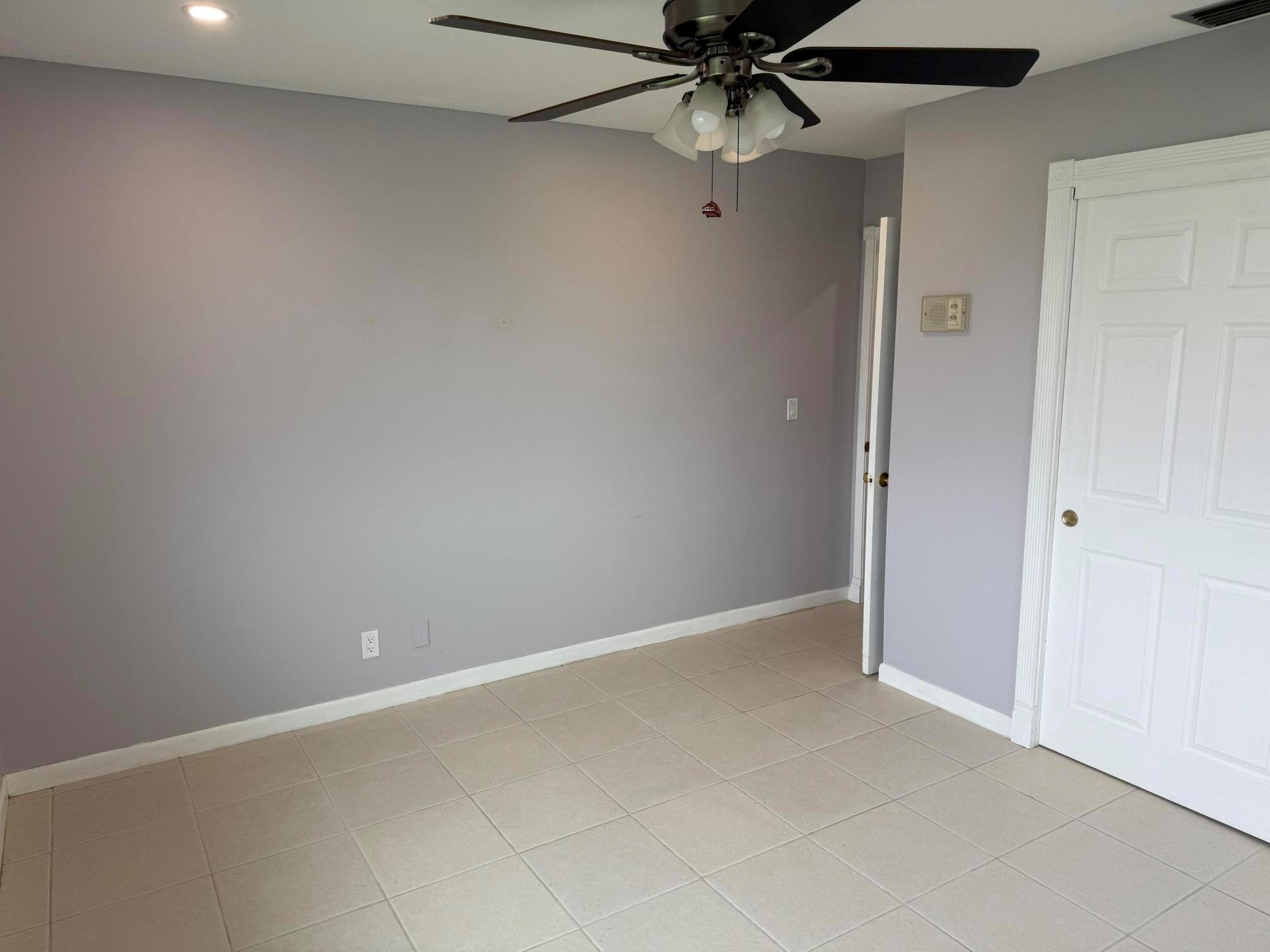 124 SW 9th Street
