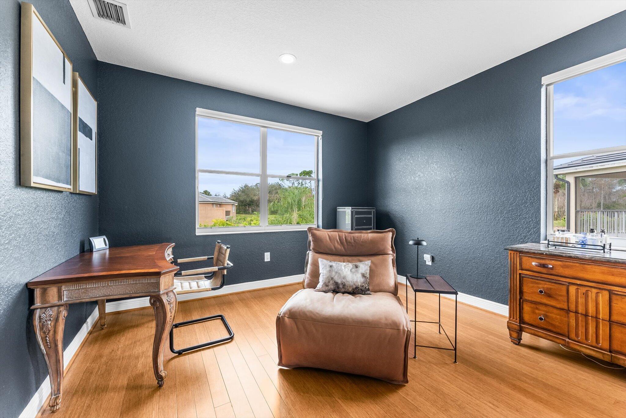 19335 Skyridge Circle