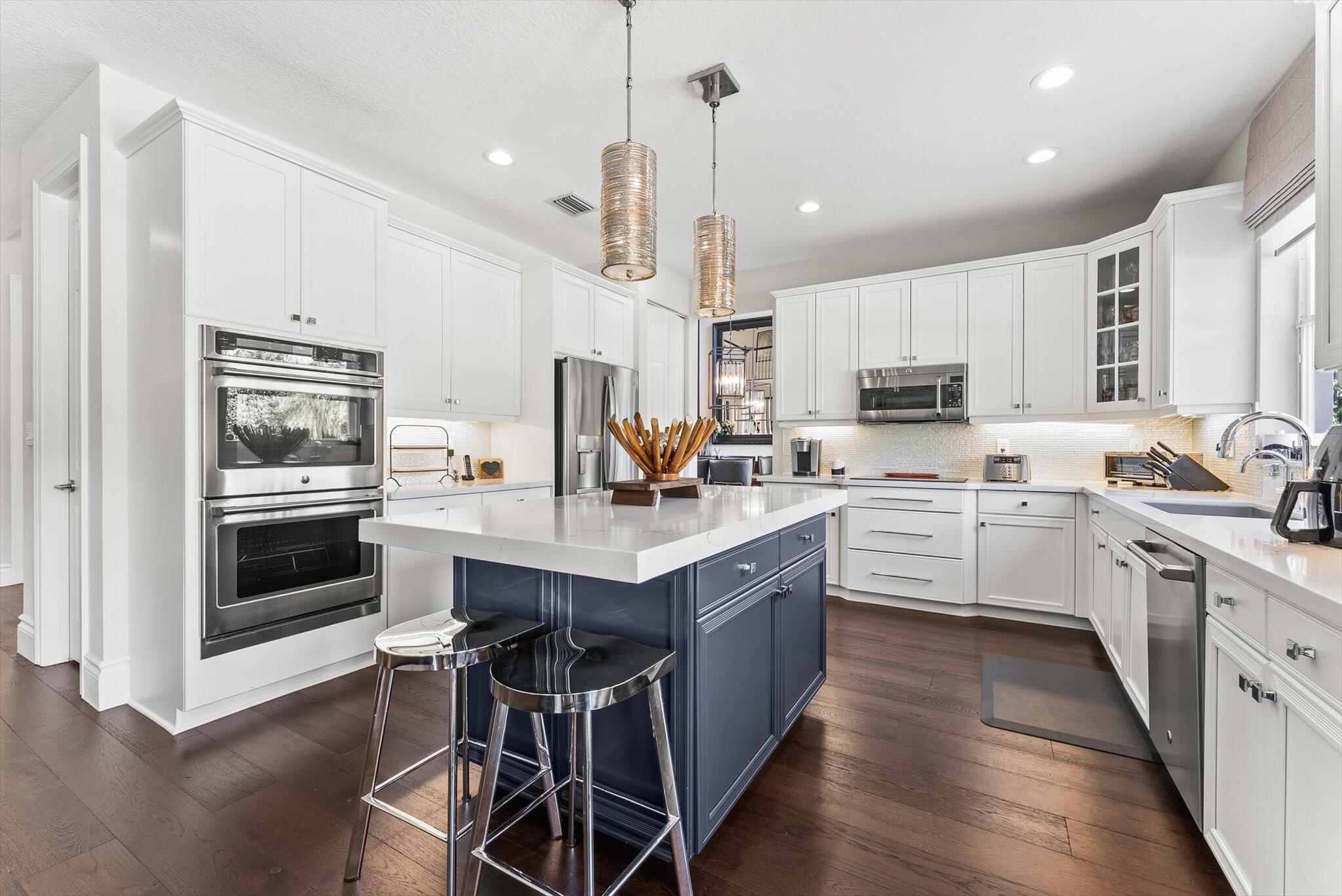 19335 Skyridge Circle