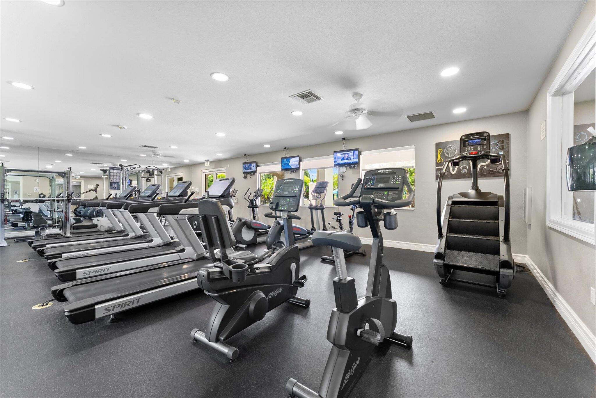 19335 Skyridge Circle