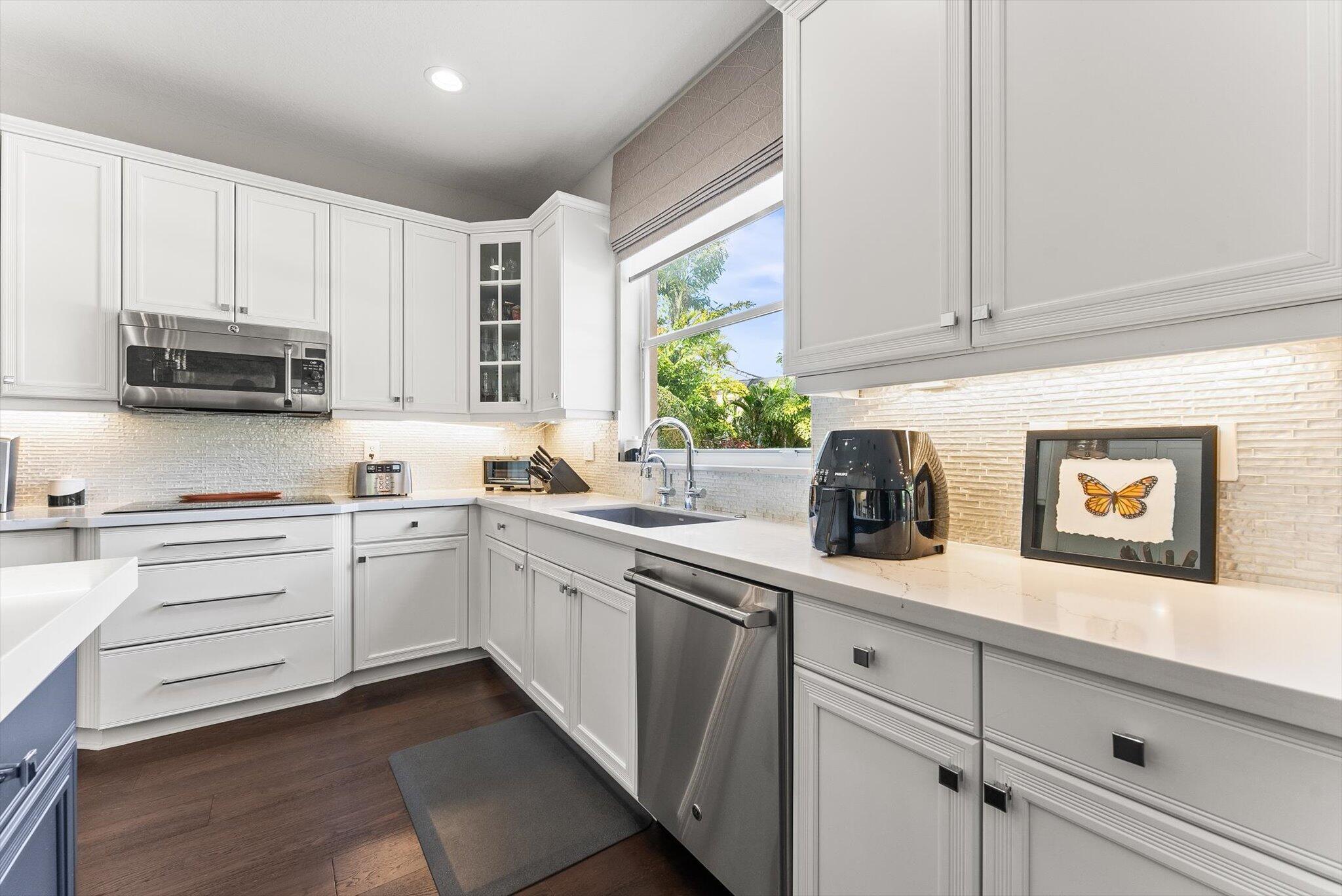 19335 Skyridge Circle