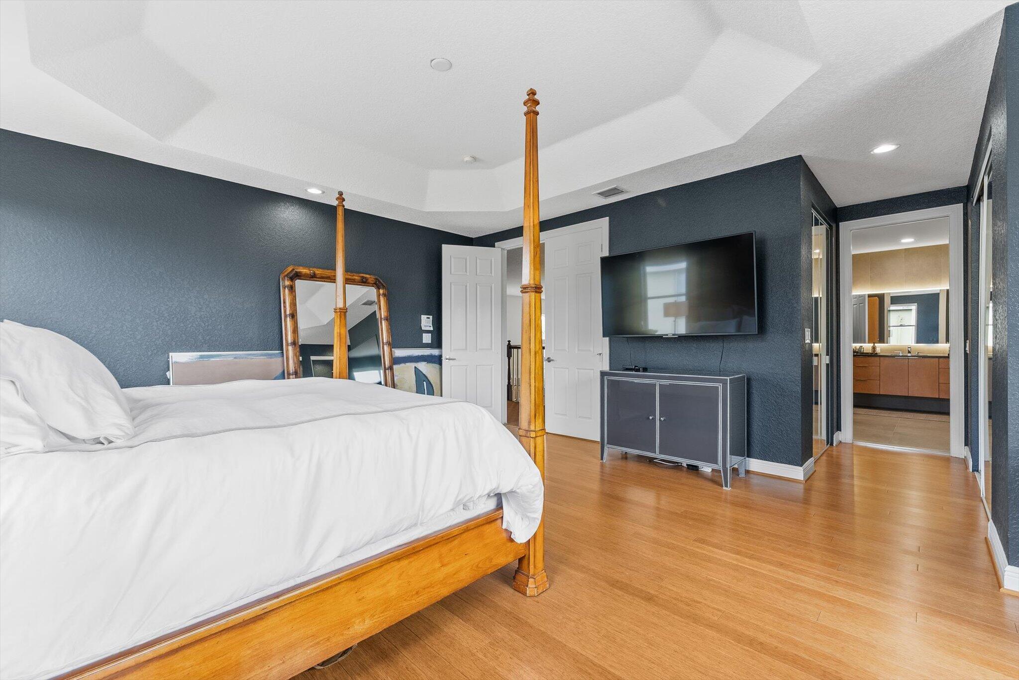 19335 Skyridge Circle