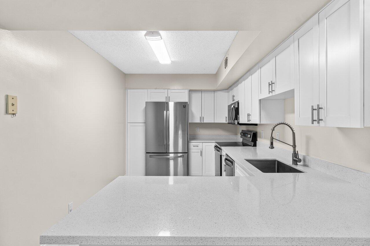 3190 Leewood Terrace L202