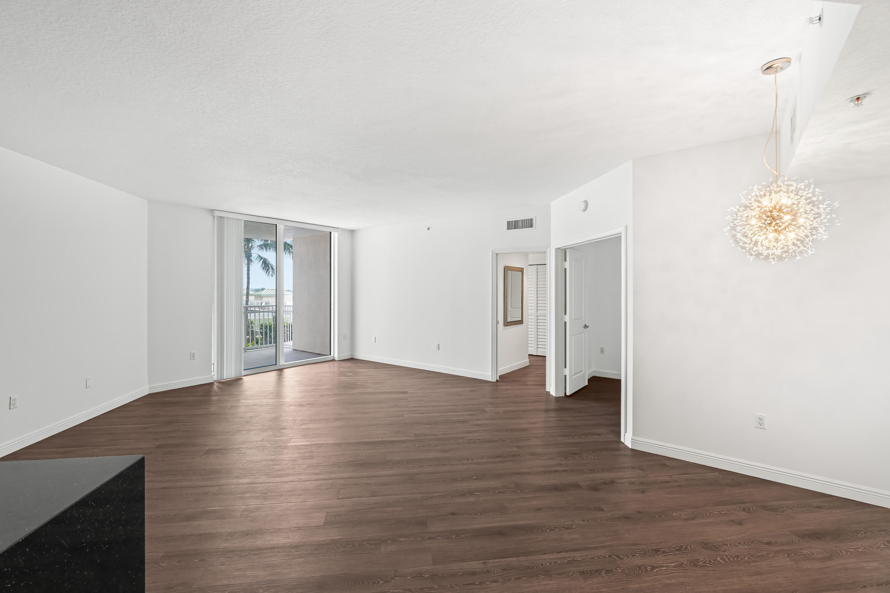 350 N Federal Highway 609