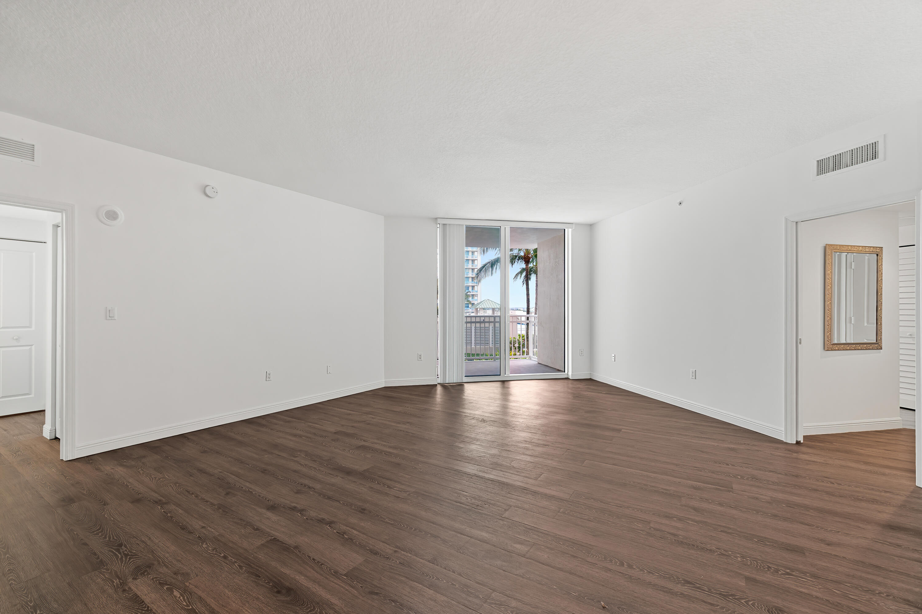 350 N Federal Highway 609