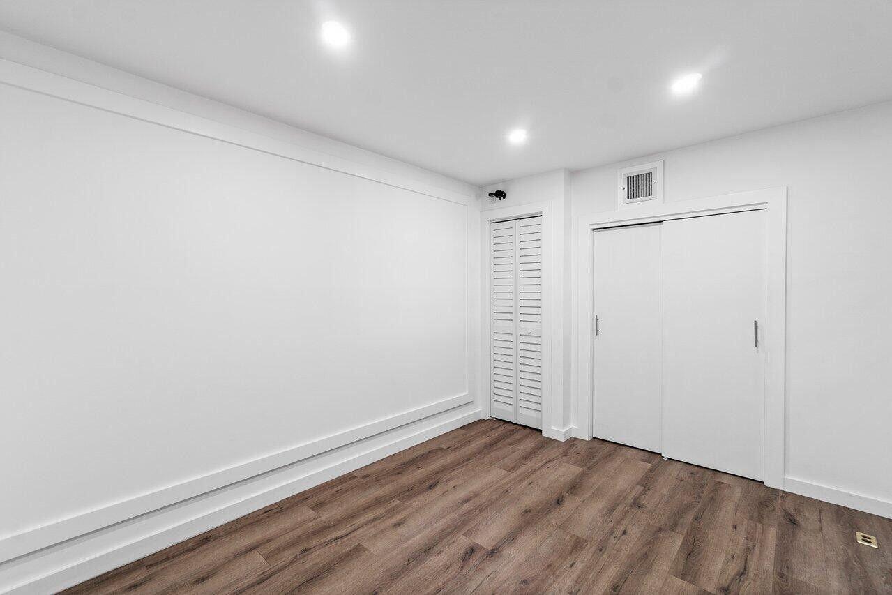 1771 Blount Road 209