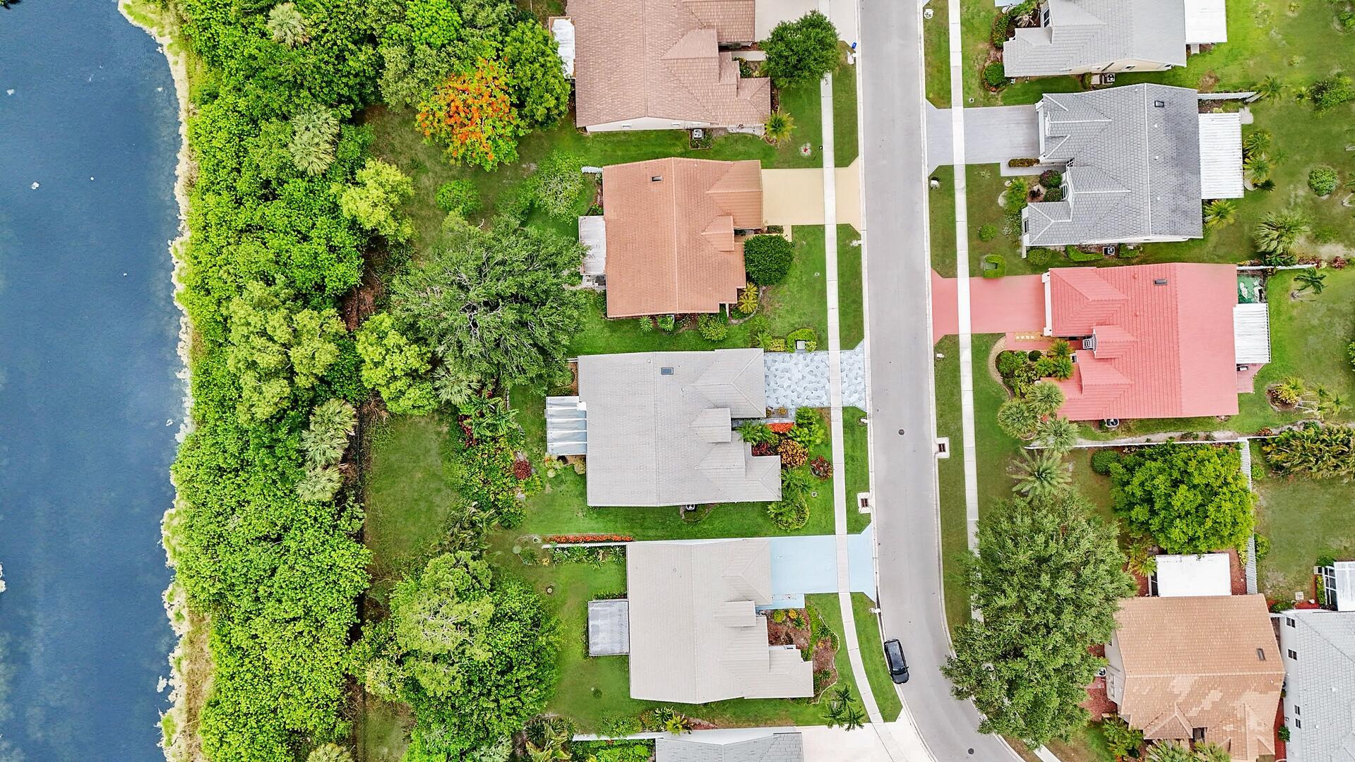 8291 Lake Cypress Road