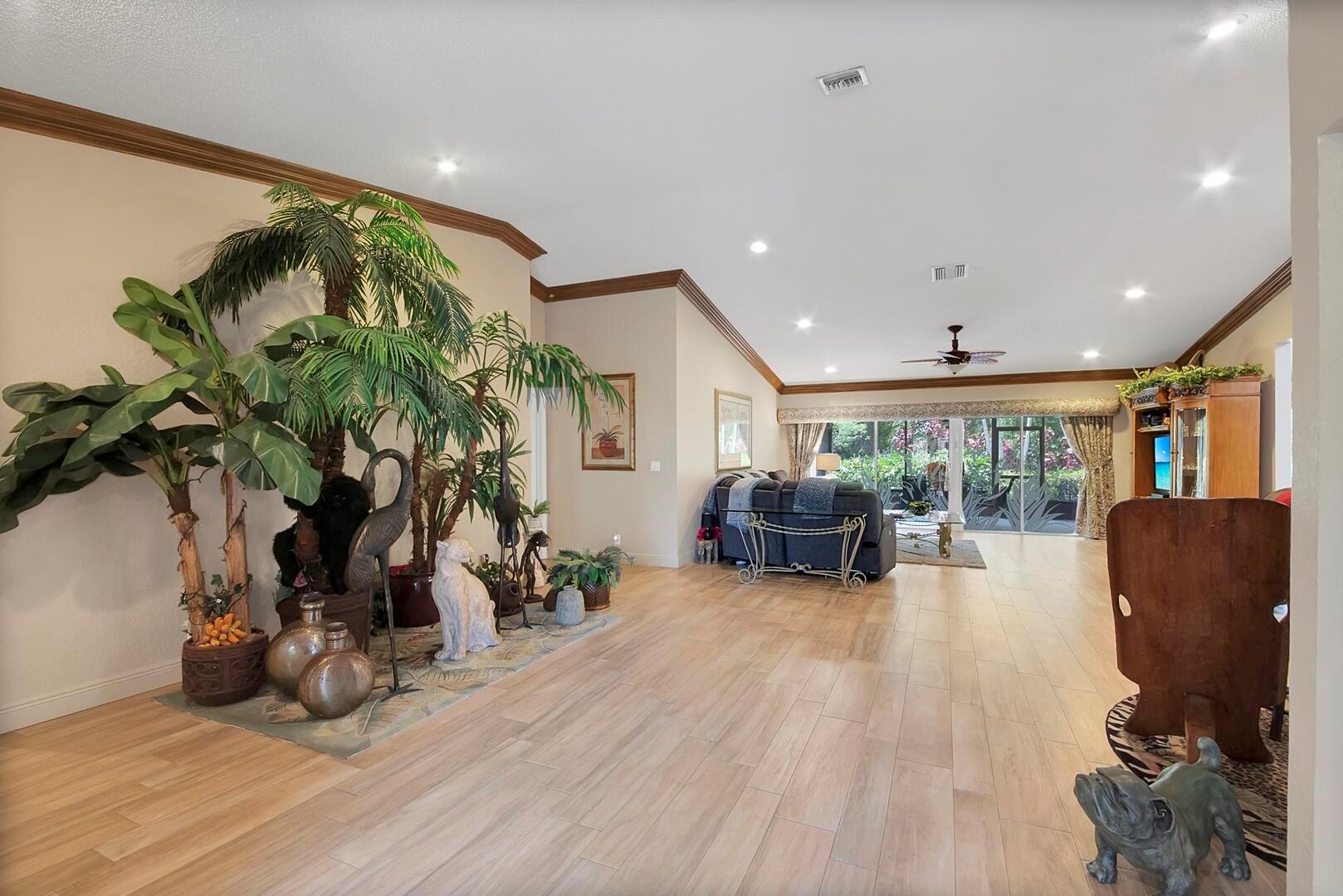 8291 Lake Cypress Road