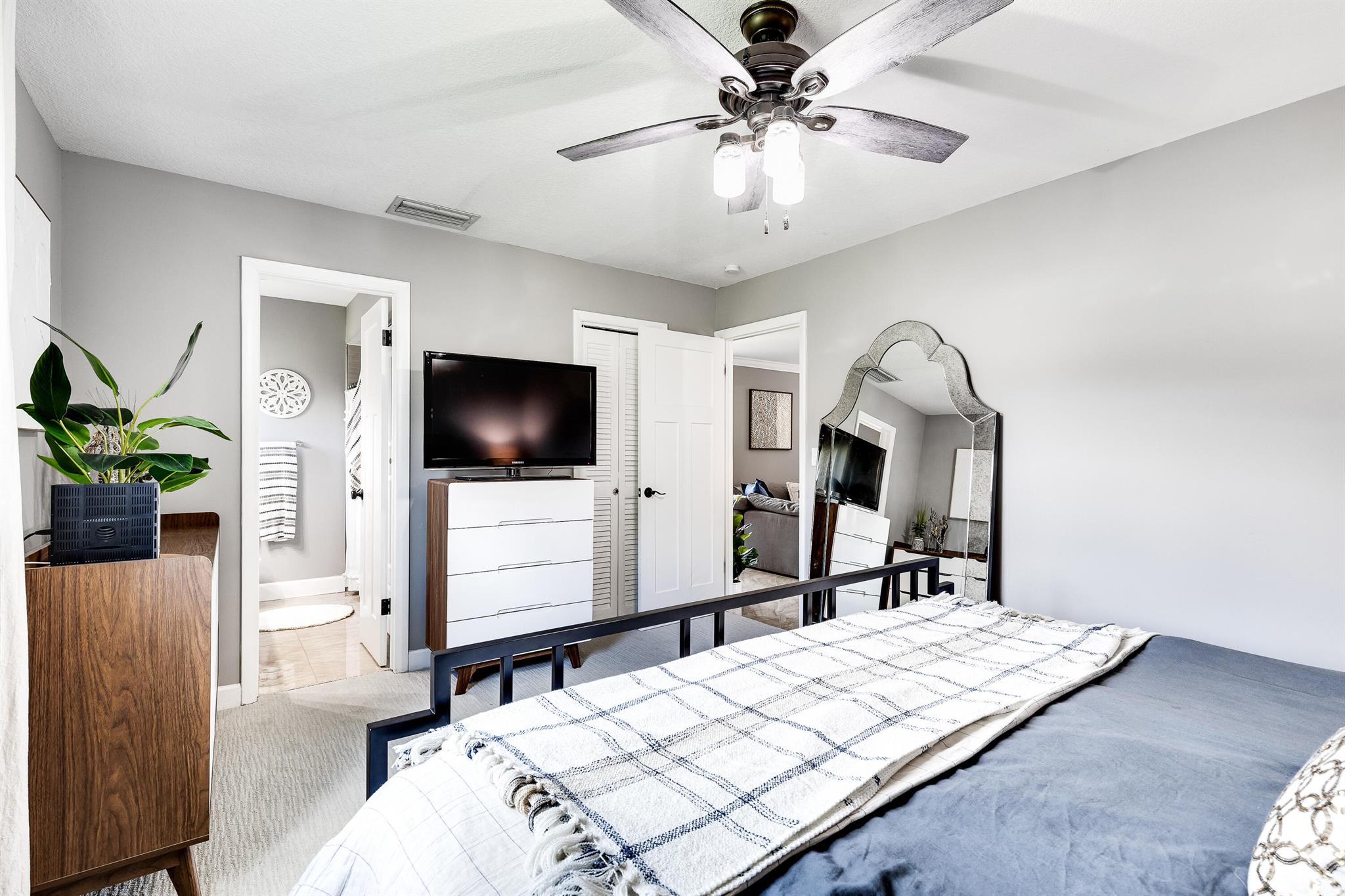 7771 St Andrews Road