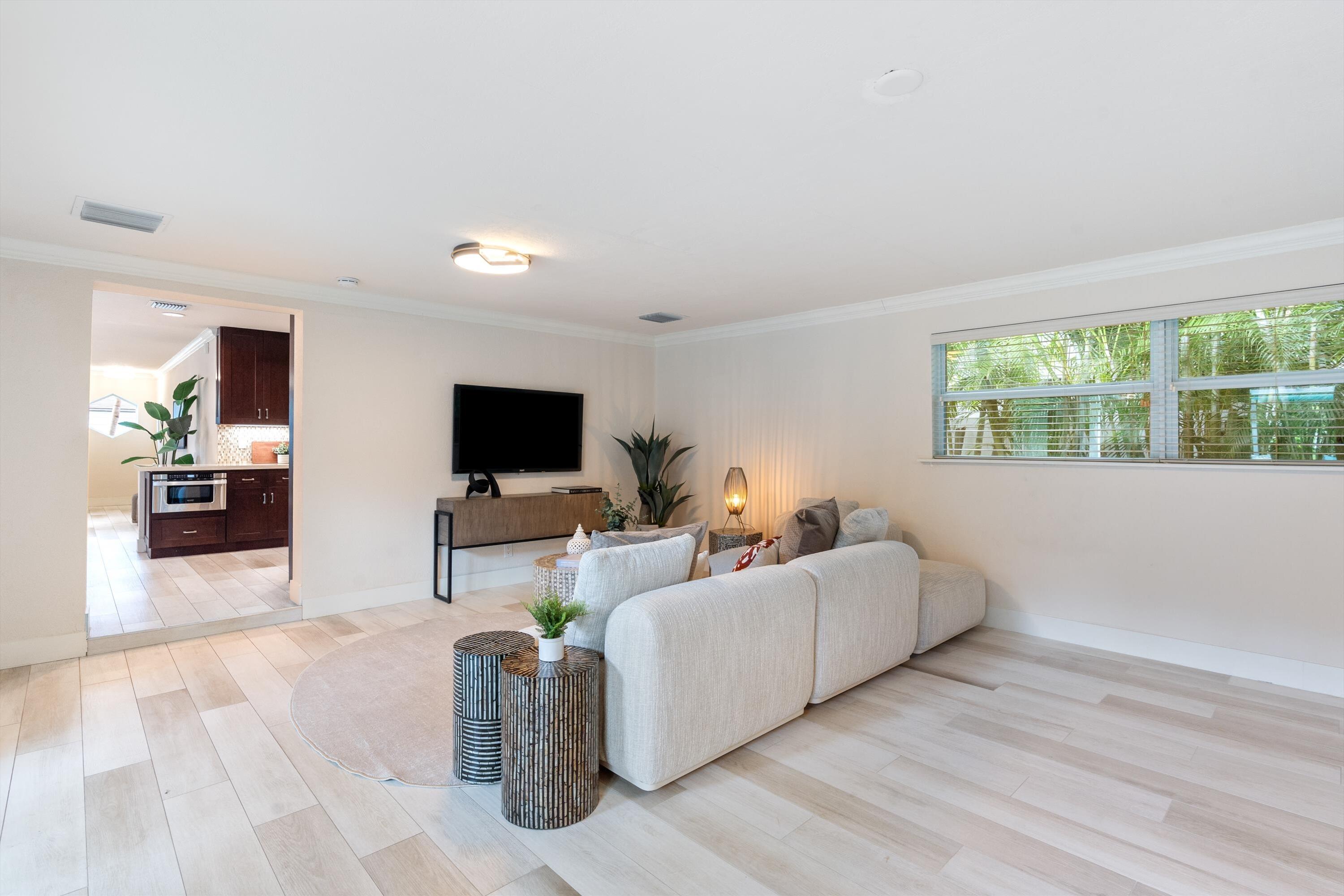 211 NW 17th Street
