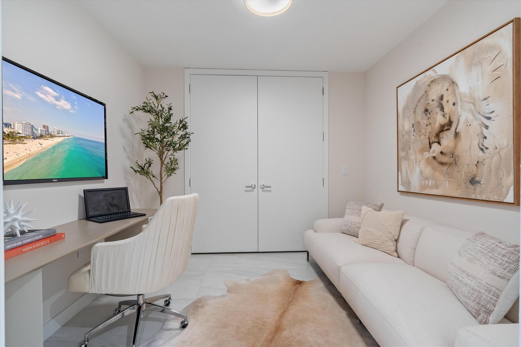 220 SE Mizner Boulevard 512