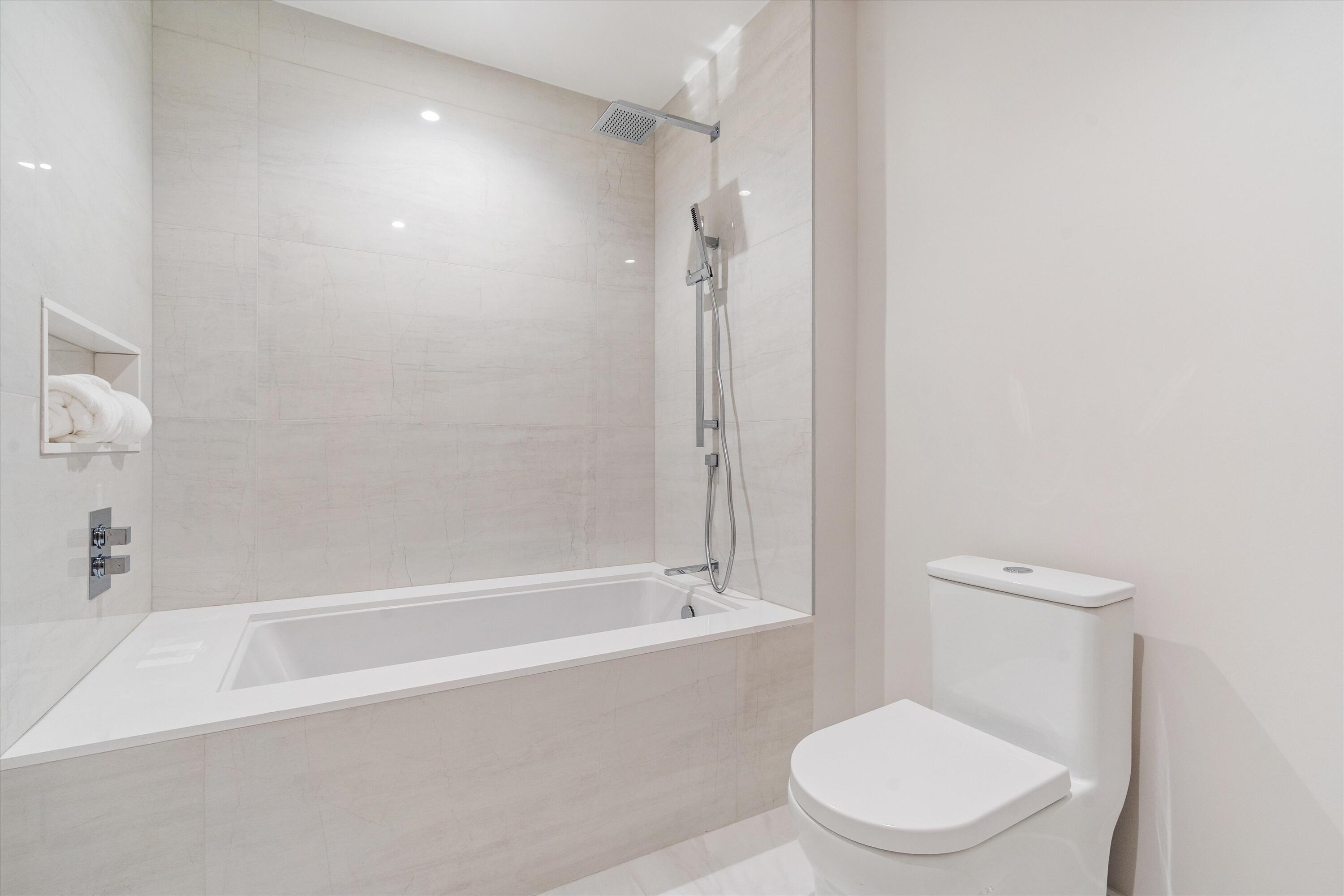 220 SE Mizner Boulevard 512