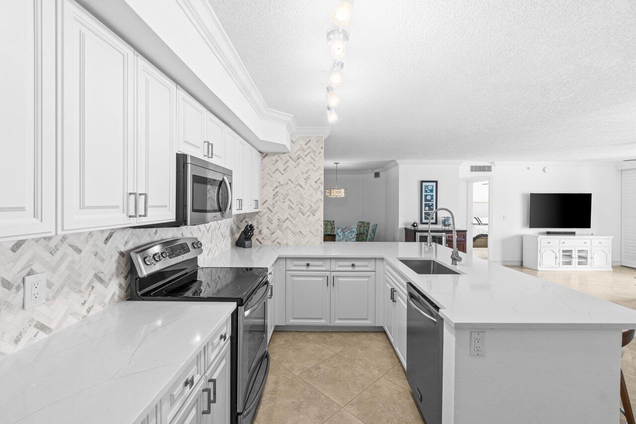 3606 S Ocean Boulevard 604