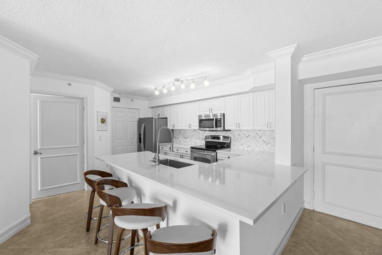 3606 S Ocean Boulevard 604