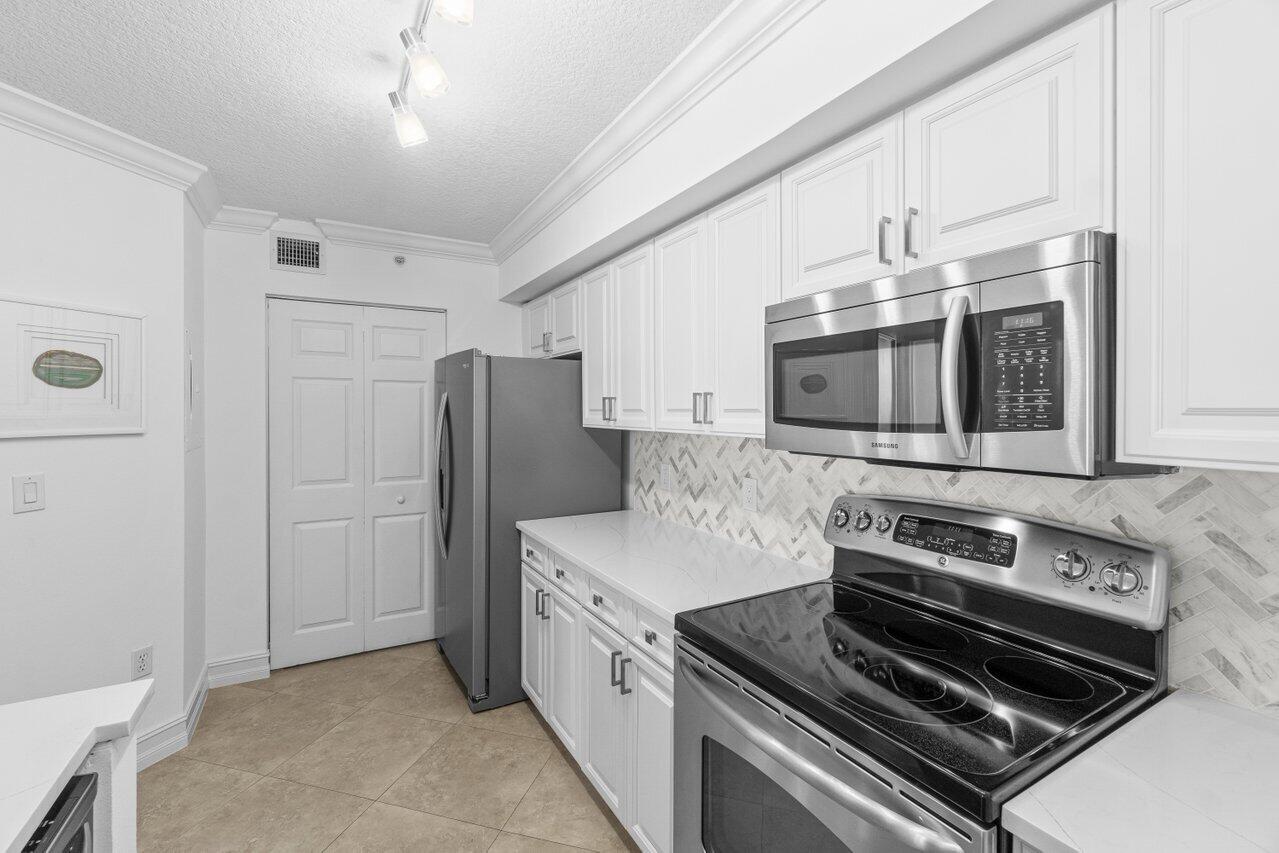 3606 S Ocean Boulevard 604