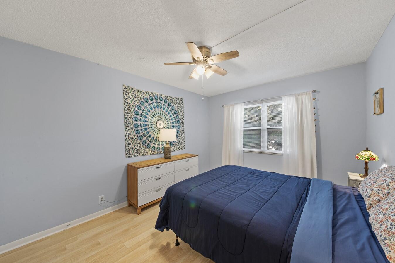 1111 Lake Terrace 105