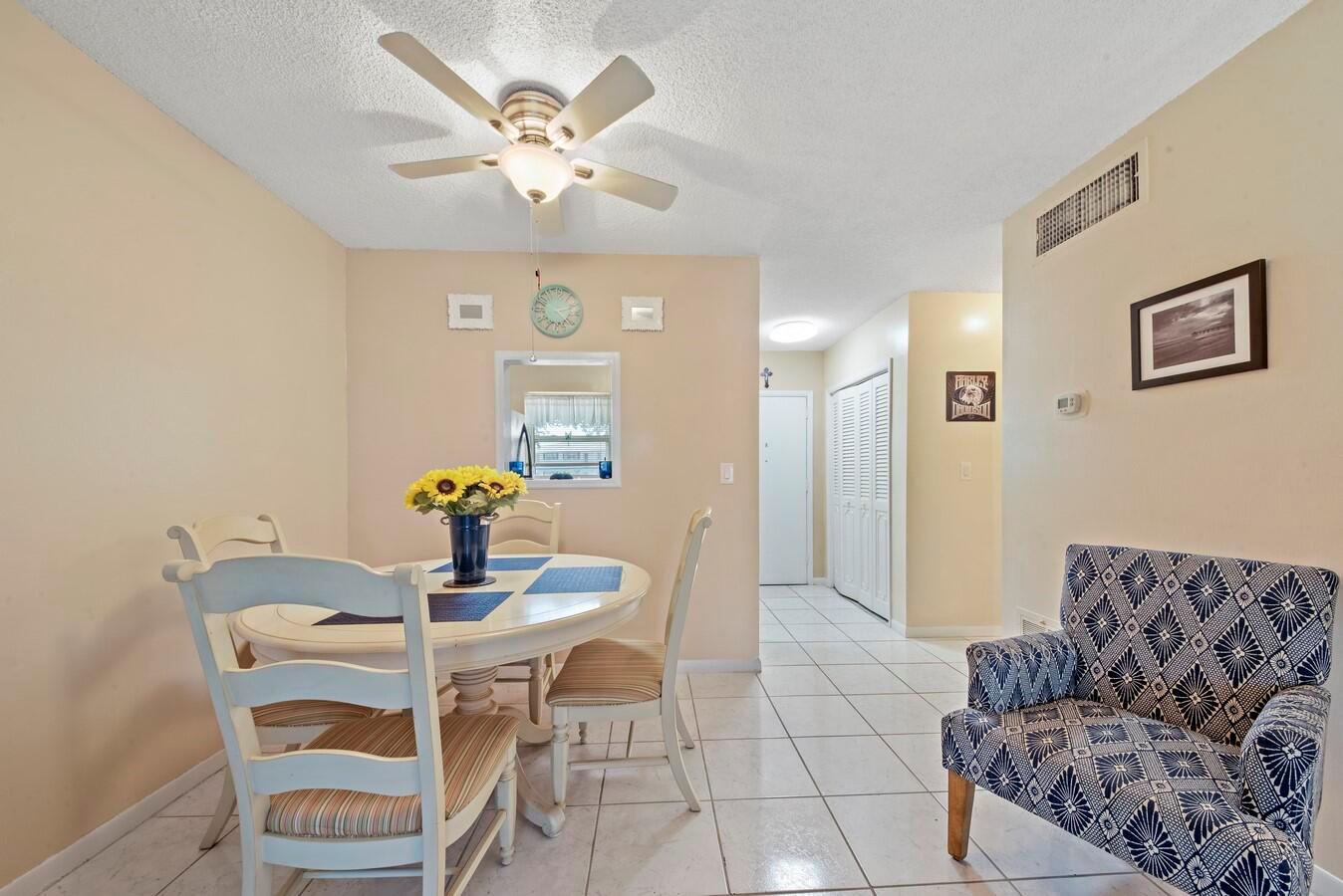 1111 Lake Terrace 105