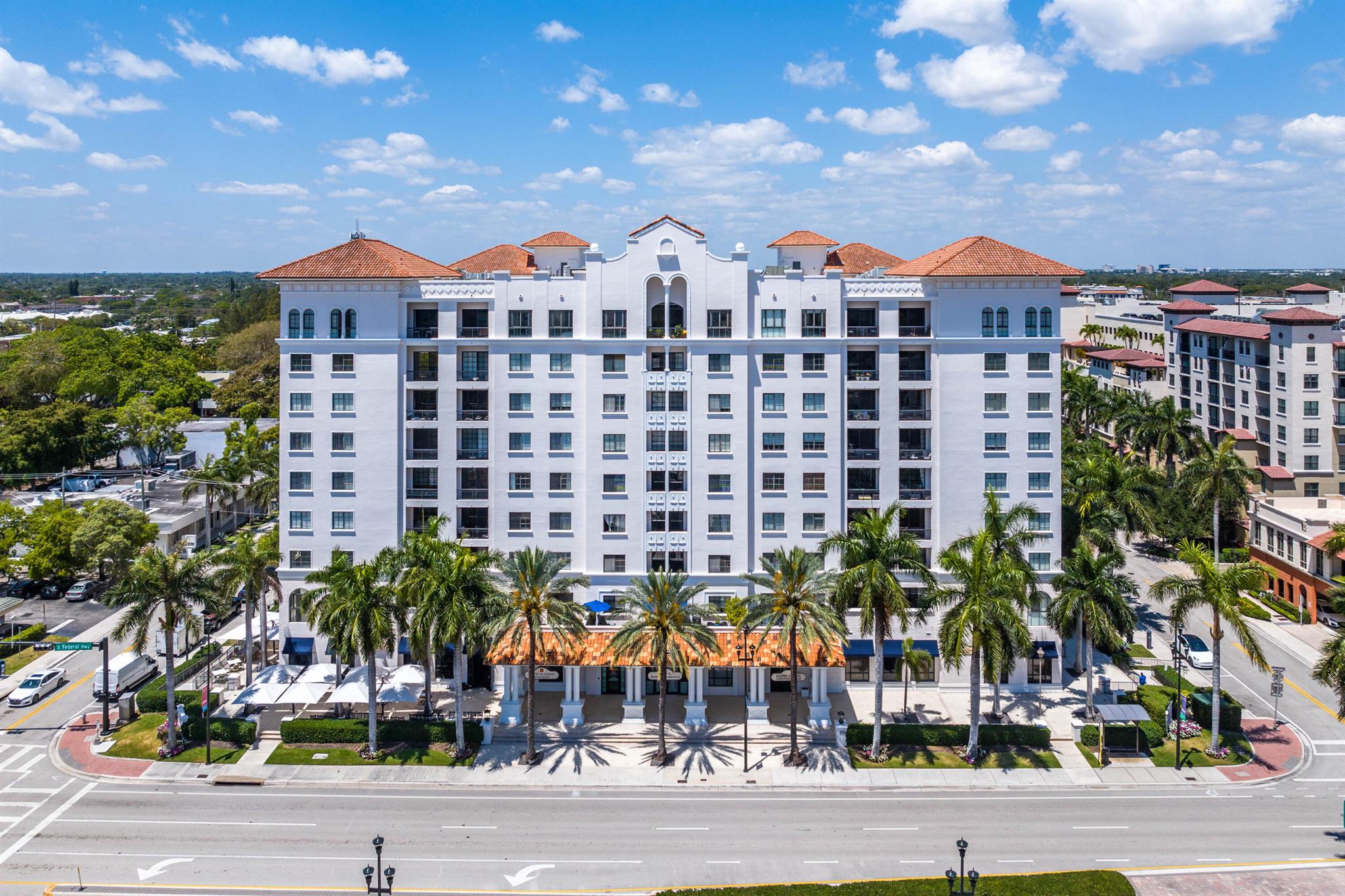 233 S Federal Highway 208