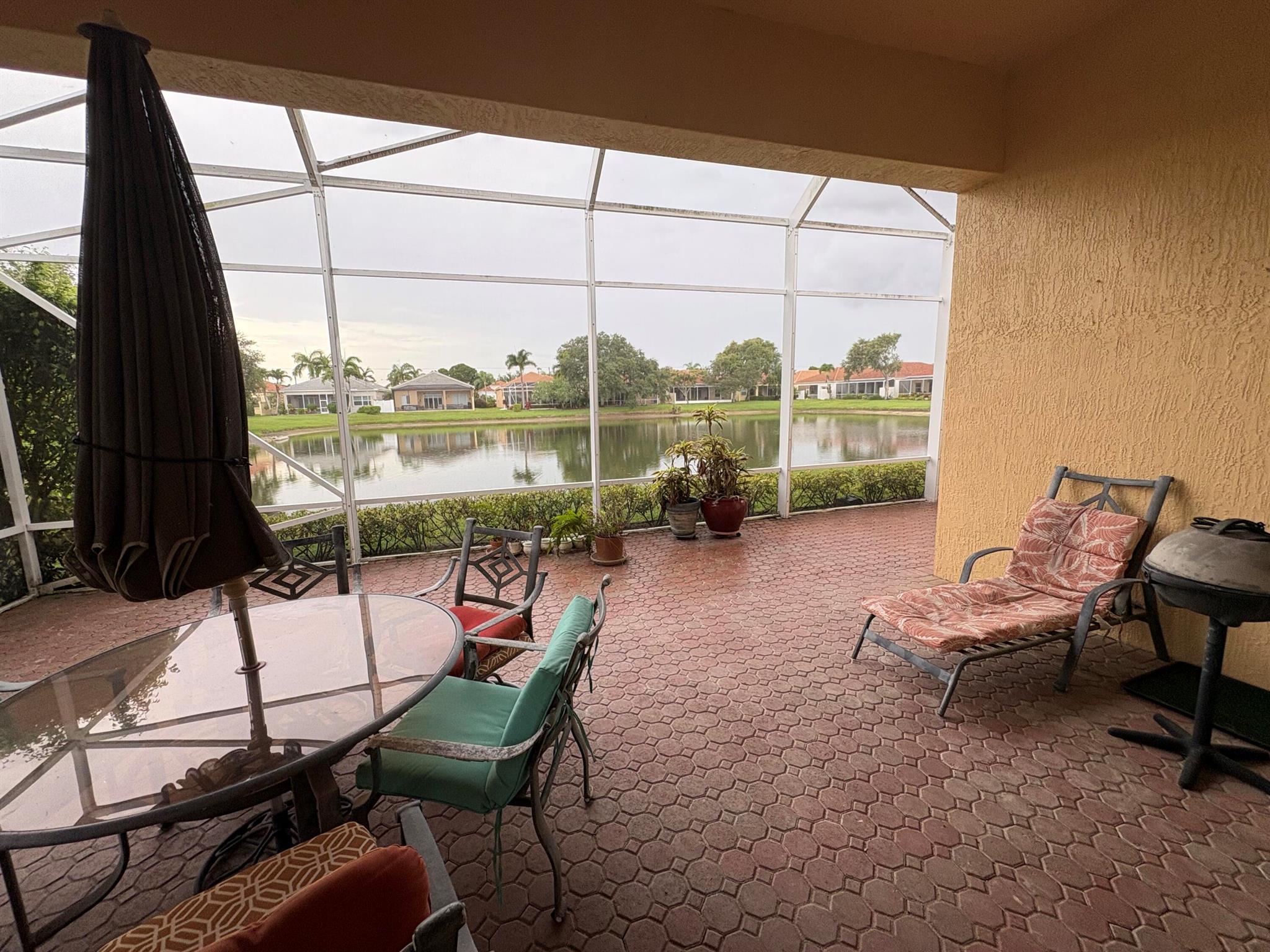 15869 Vivanco Street