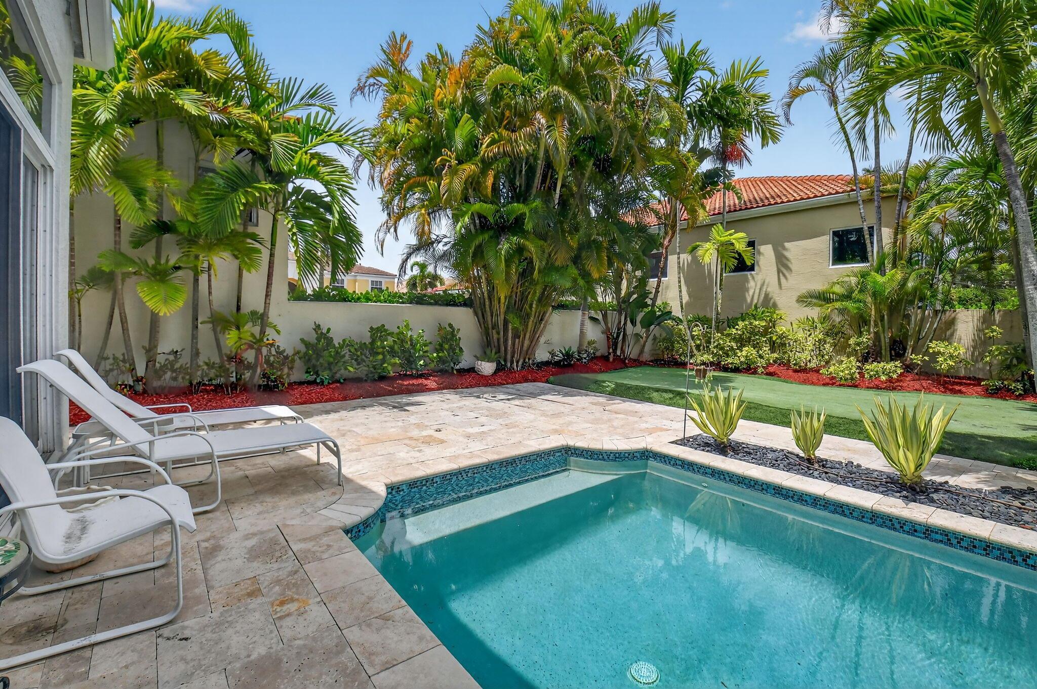 6535 NW Somerset Court