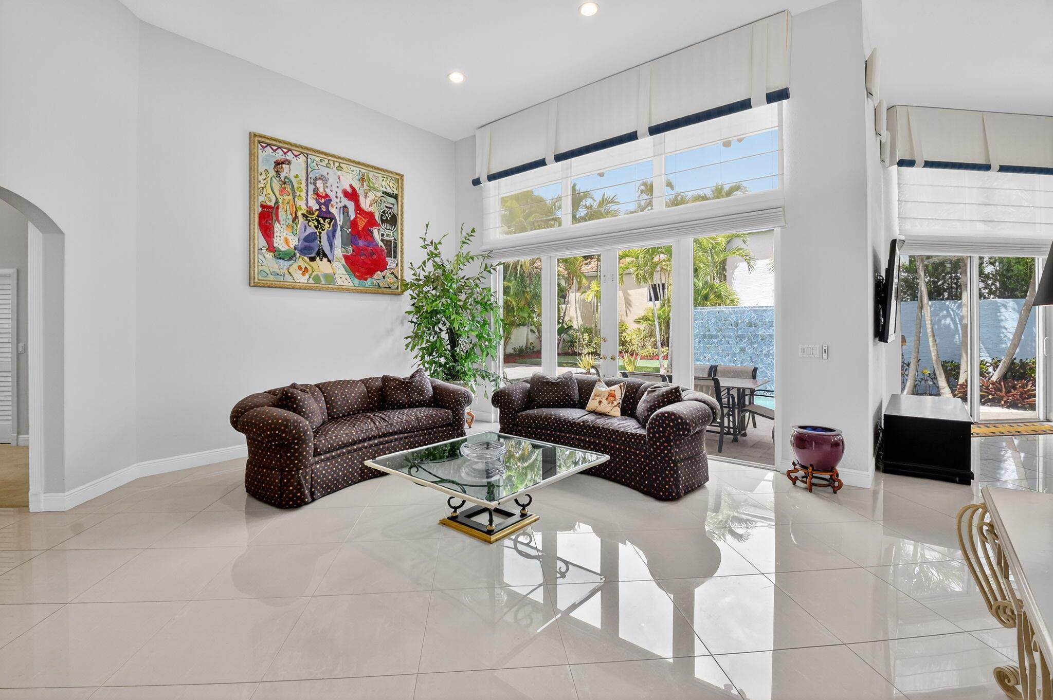 6535 NW Somerset Court