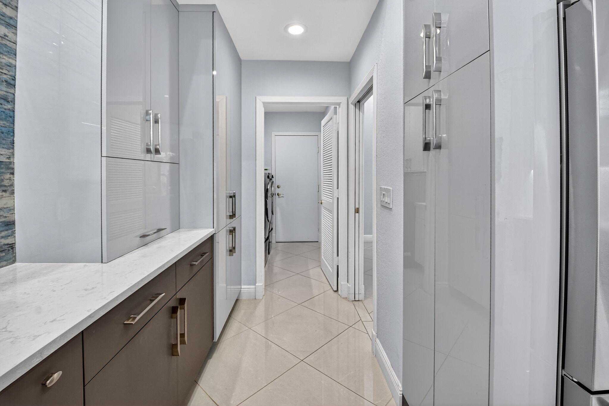 6535 NW Somerset Court