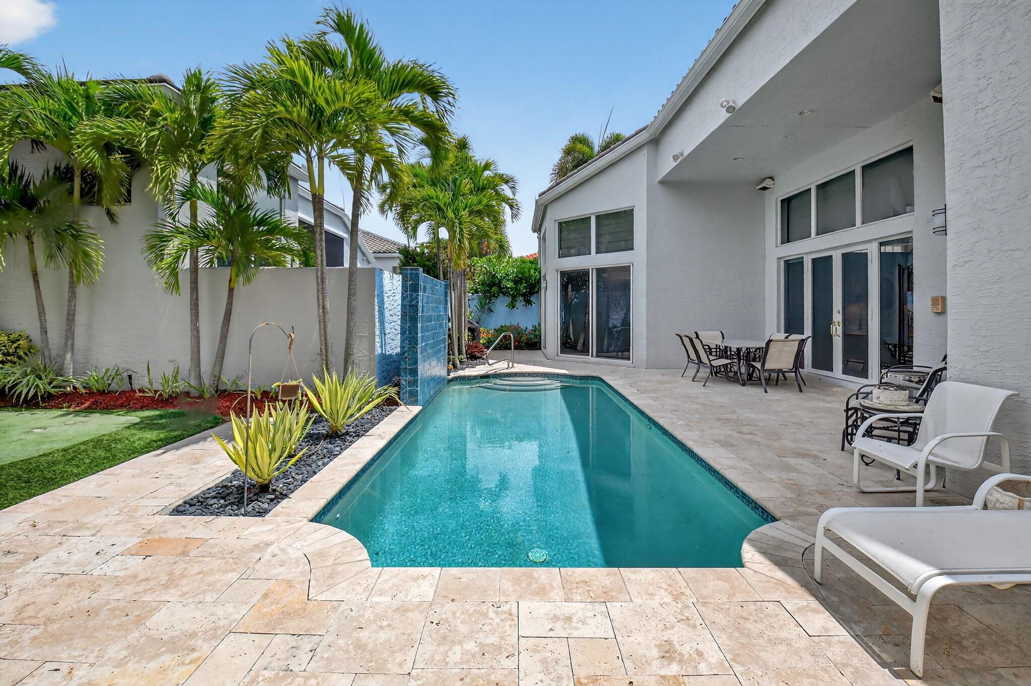 6535 NW Somerset Court