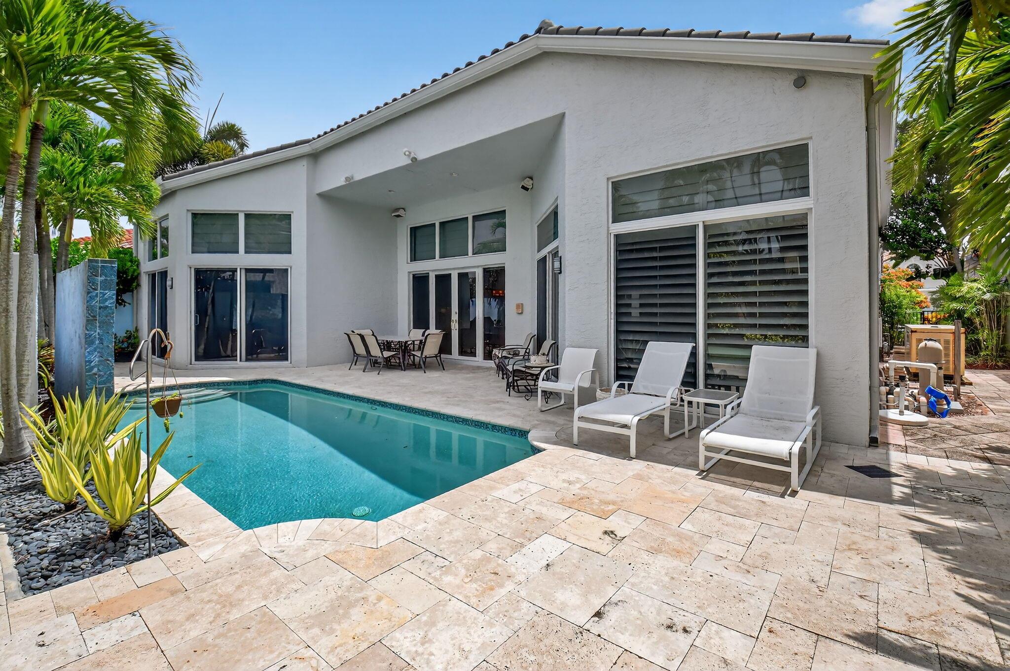 6535 NW Somerset Court