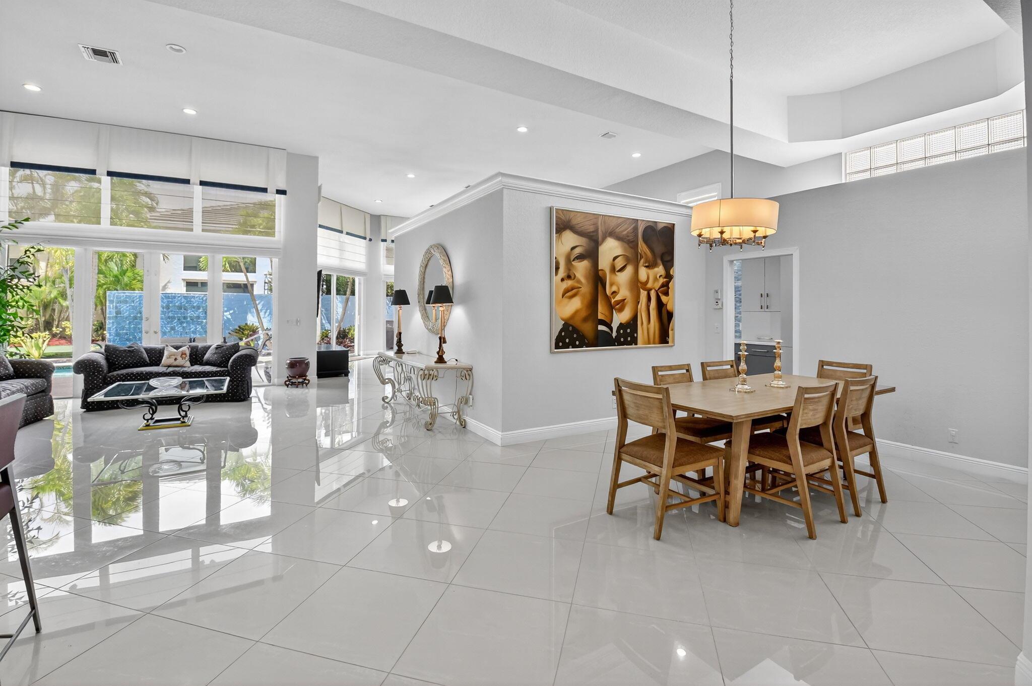 6535 NW Somerset Court