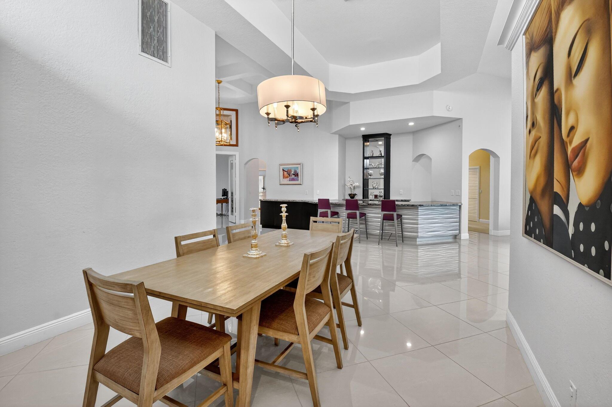 6535 NW Somerset Court