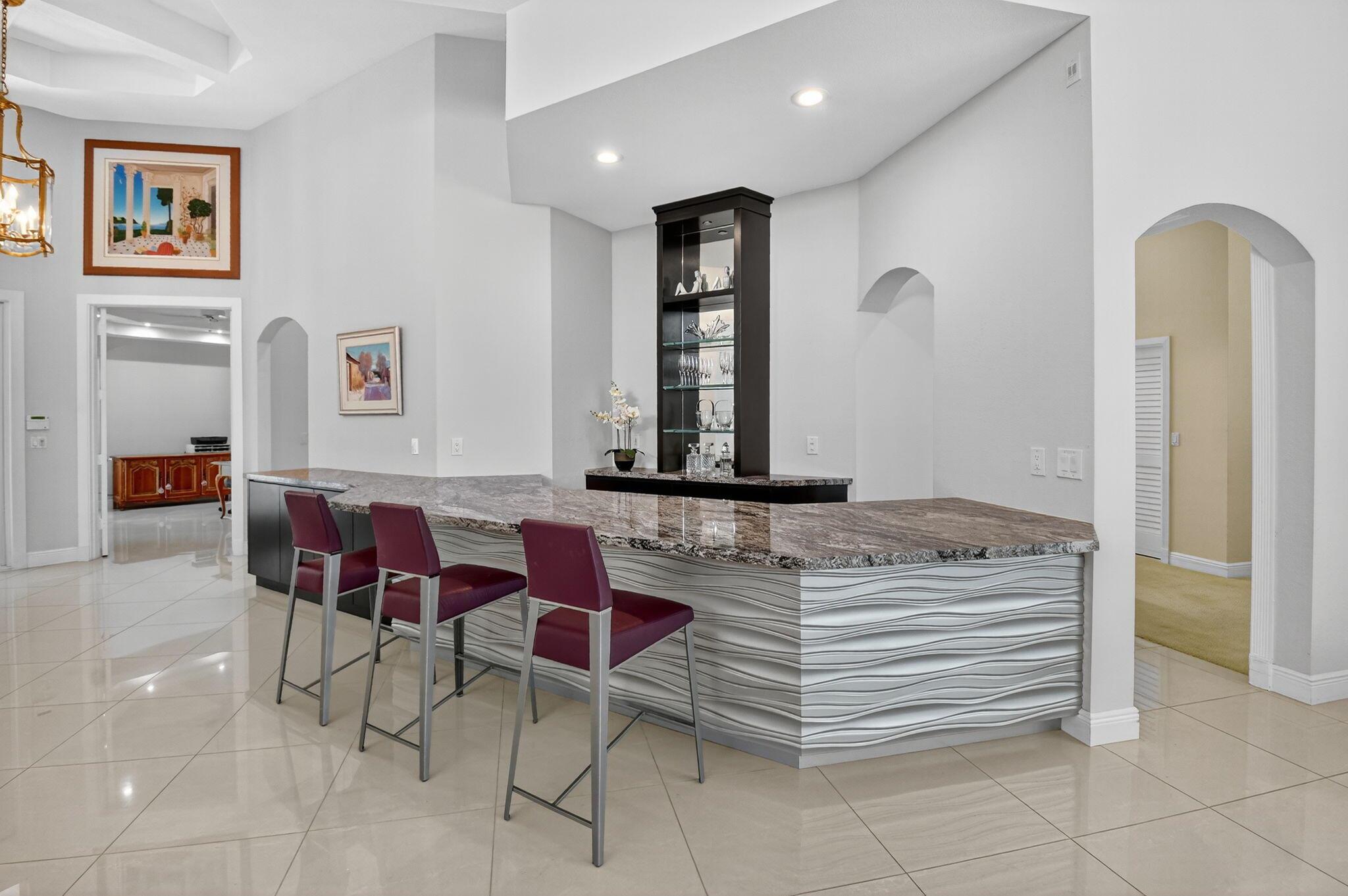 6535 NW Somerset Court