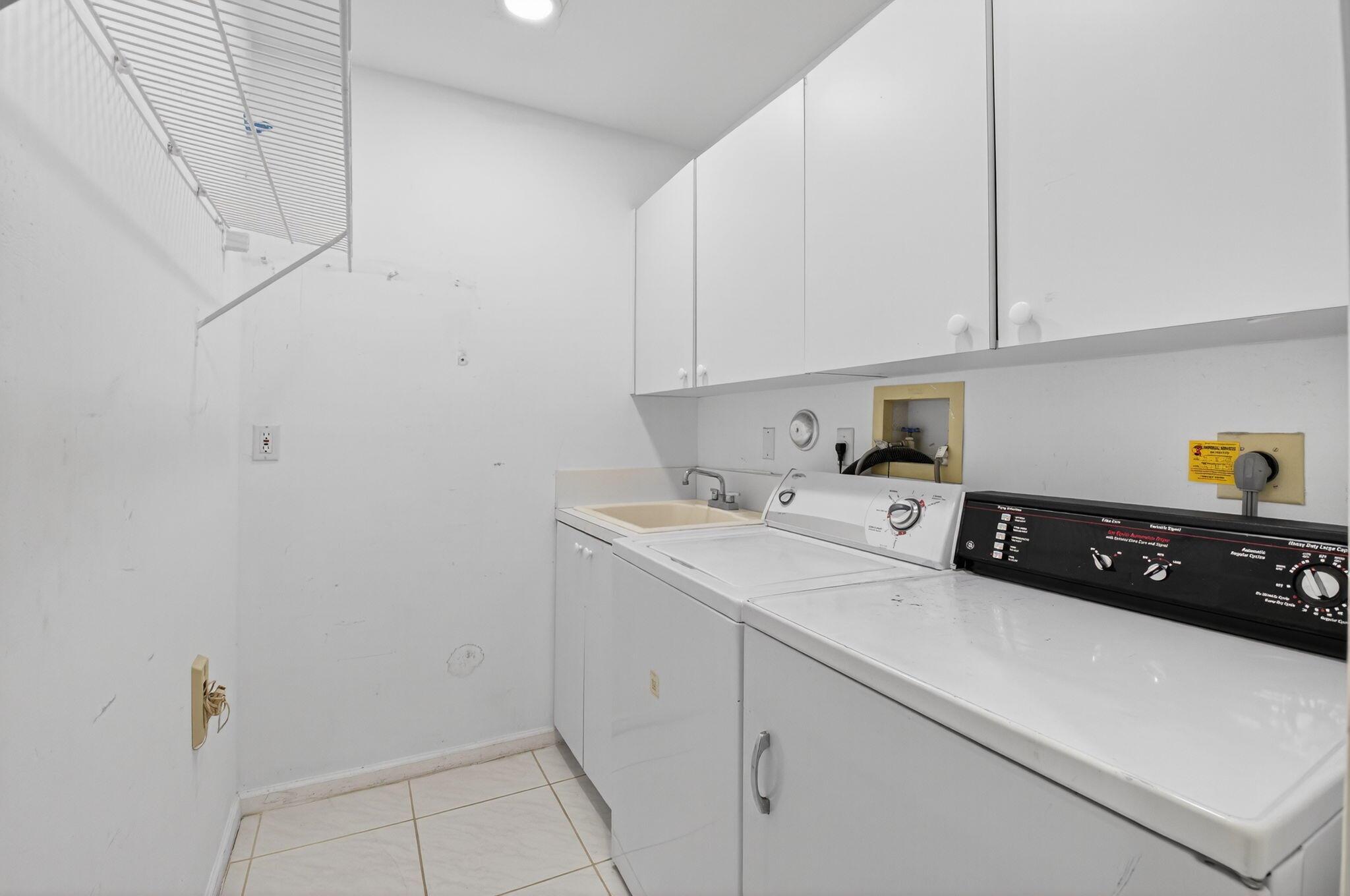 10791 River Glenn Drive