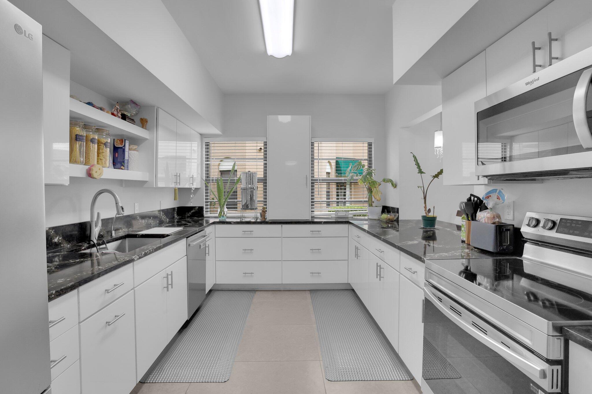 6630 Villa Sonrisa Drive 710, Boca Raton Unit: 710