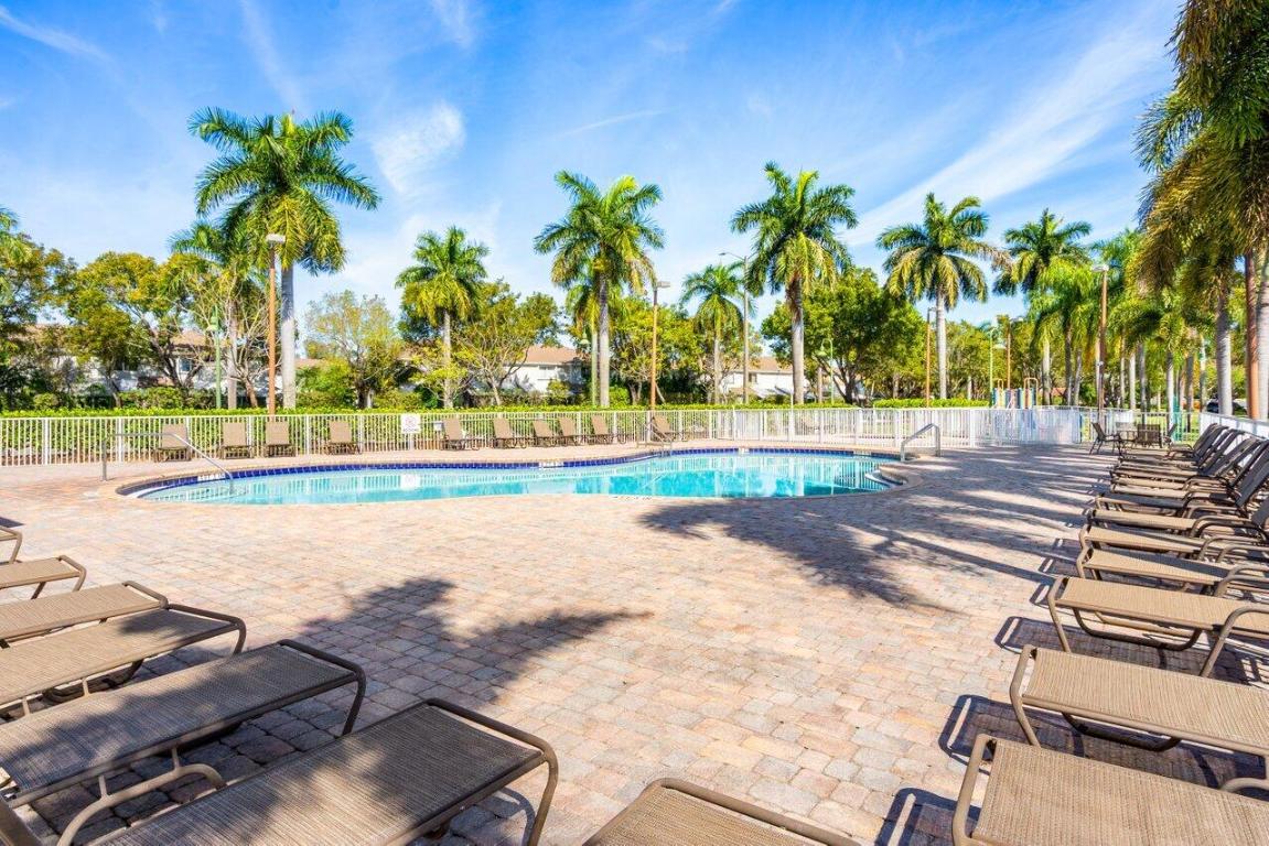 1214 SW 46 Way, Deerfield Beach